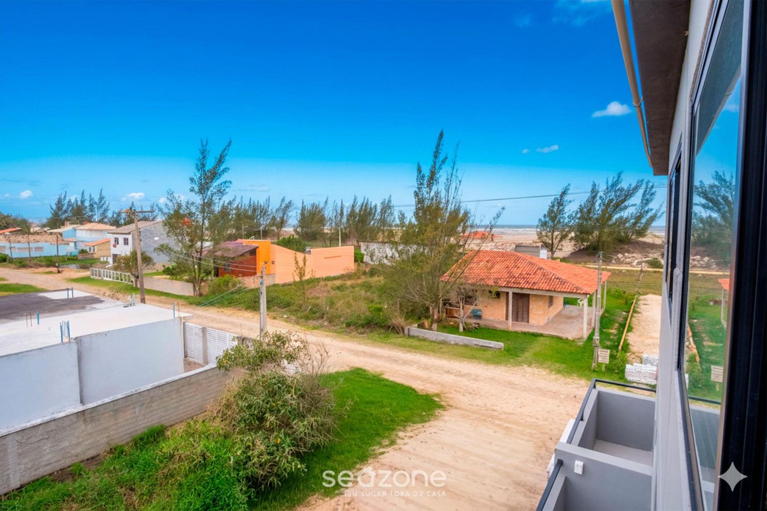 Complete and modern Lofts in Jaguaruna, 50m from the beach - PLO