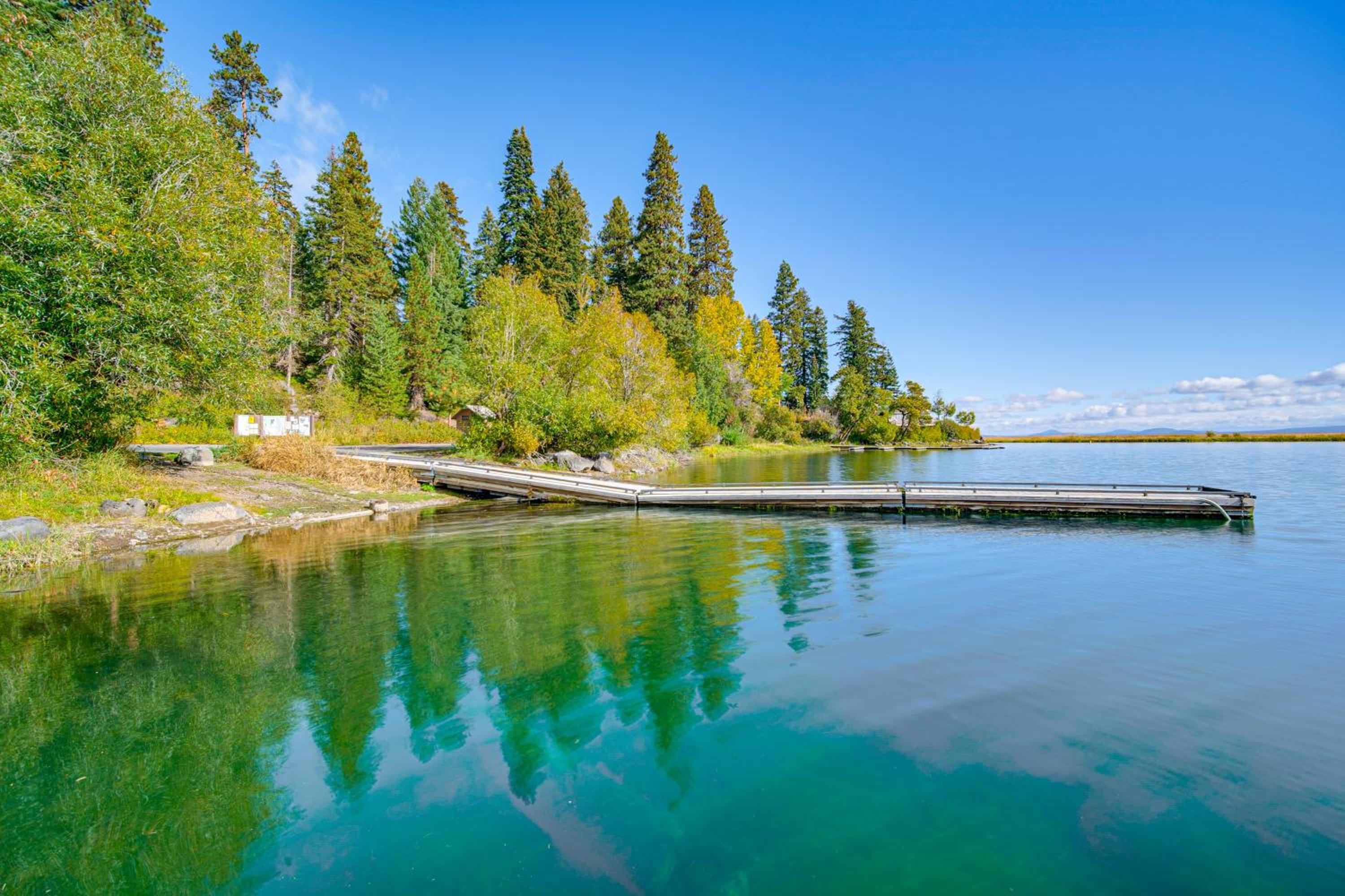 Forest Cabin by Crater Lake and Klamath Falls