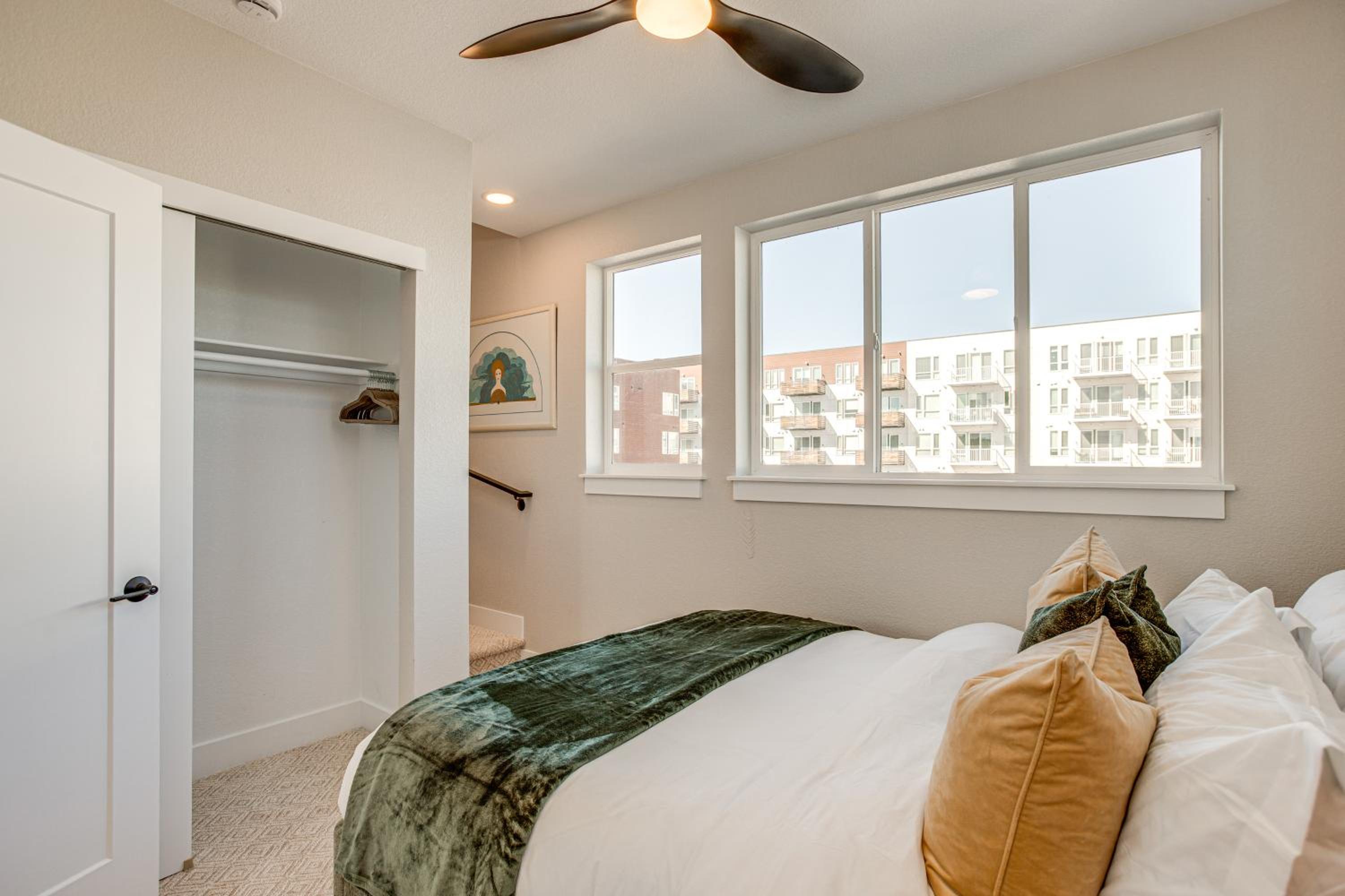 Modern Denver Gem Near DU, Parks and Shops!