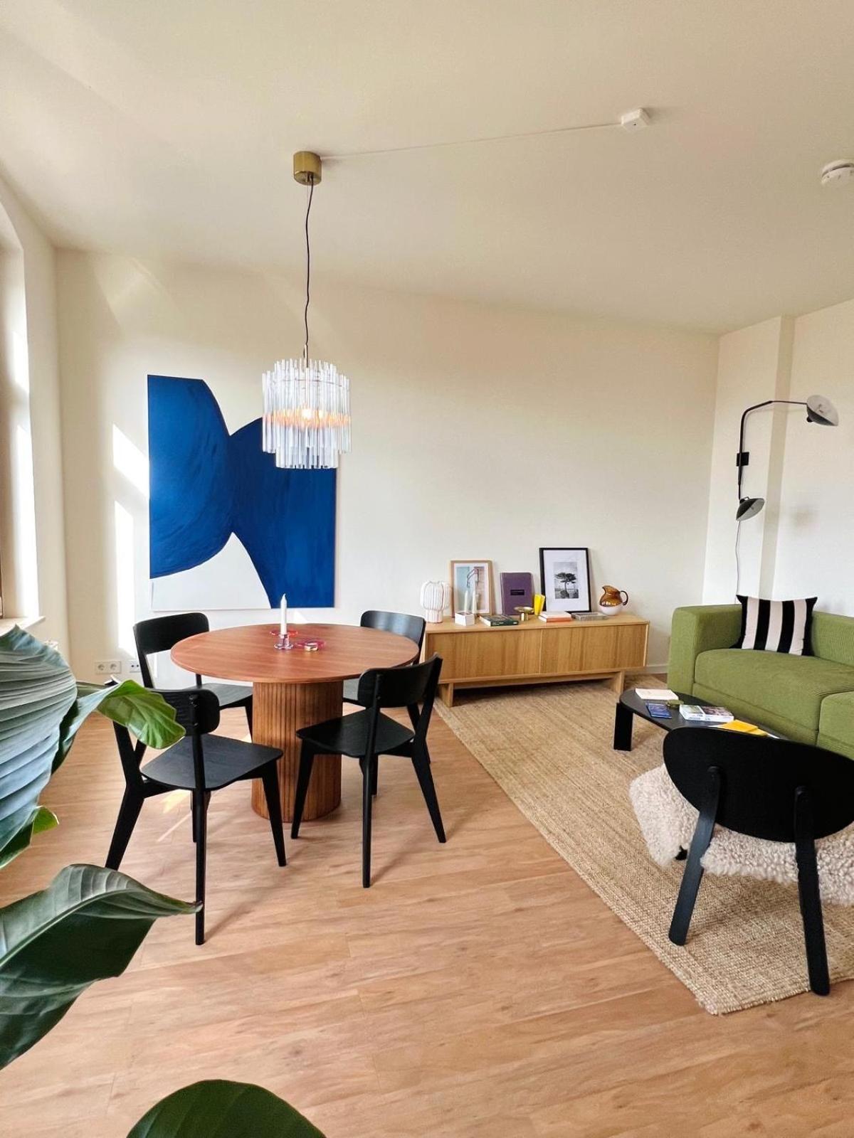 Atelier Noé NOIR - Kunstvoll Wohnen - Wunderbares Frühstück möglich - Ruhig und nah am Zentrum -