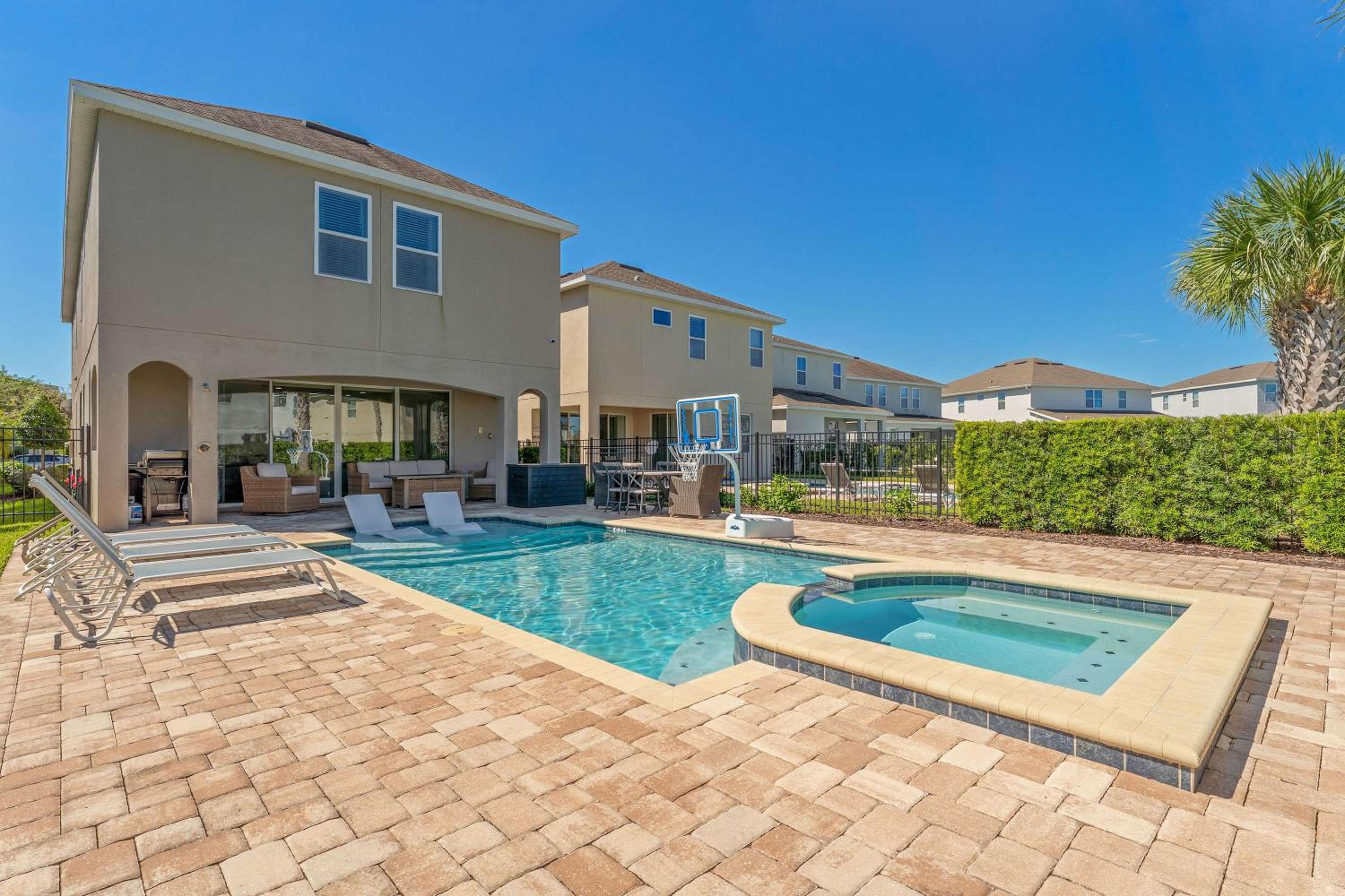Disney Retreat at Encore Resort