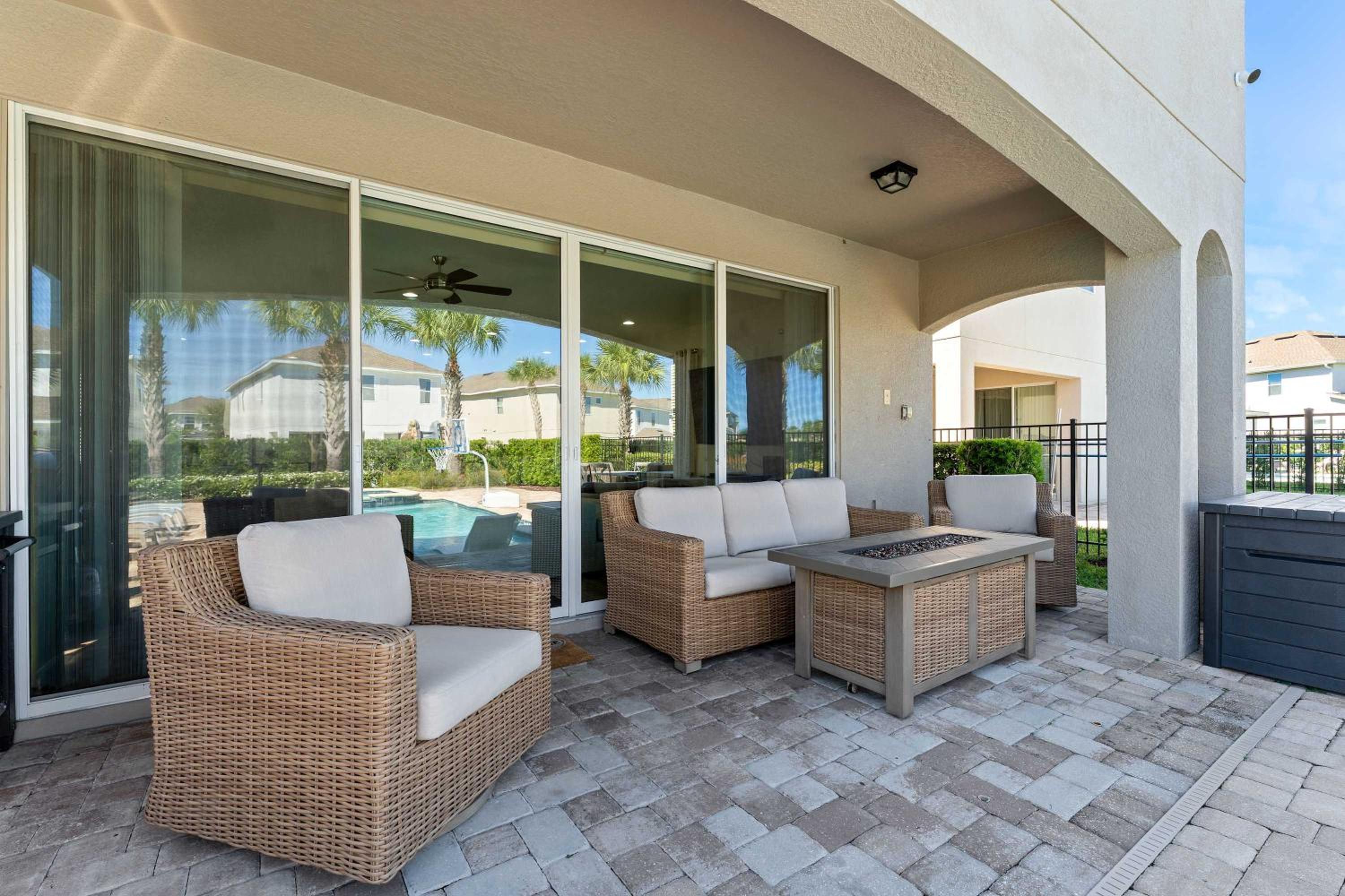 Disney Retreat at Encore Resort