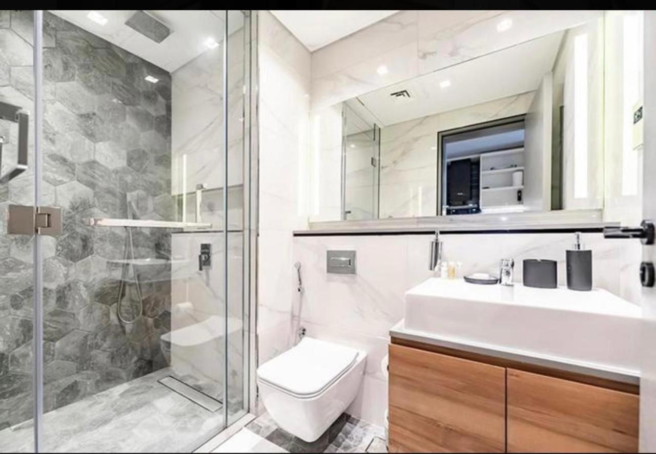 Elegant Studio in Downtown Near Burj Khalifa & Dubai Mall