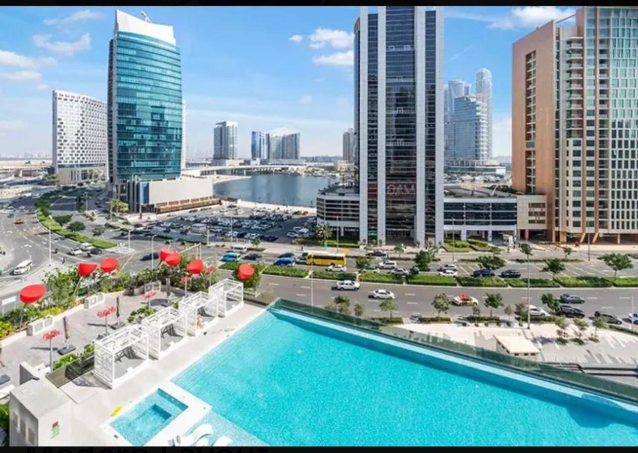 Elegant Studio in Downtown Near Burj Khalifa & Dubai Mall