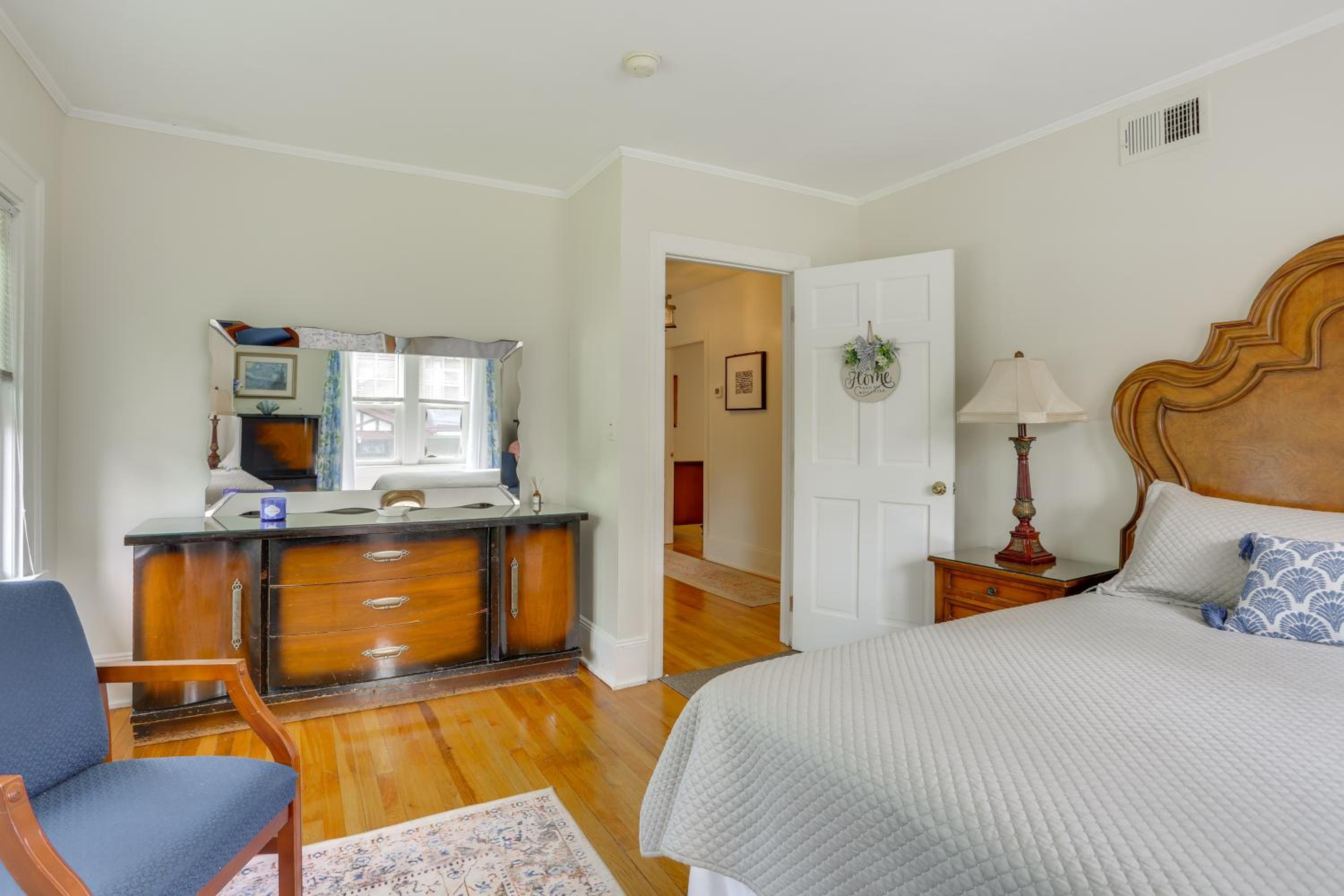 Walk to Hudson River Waterfront Newburgh Home
