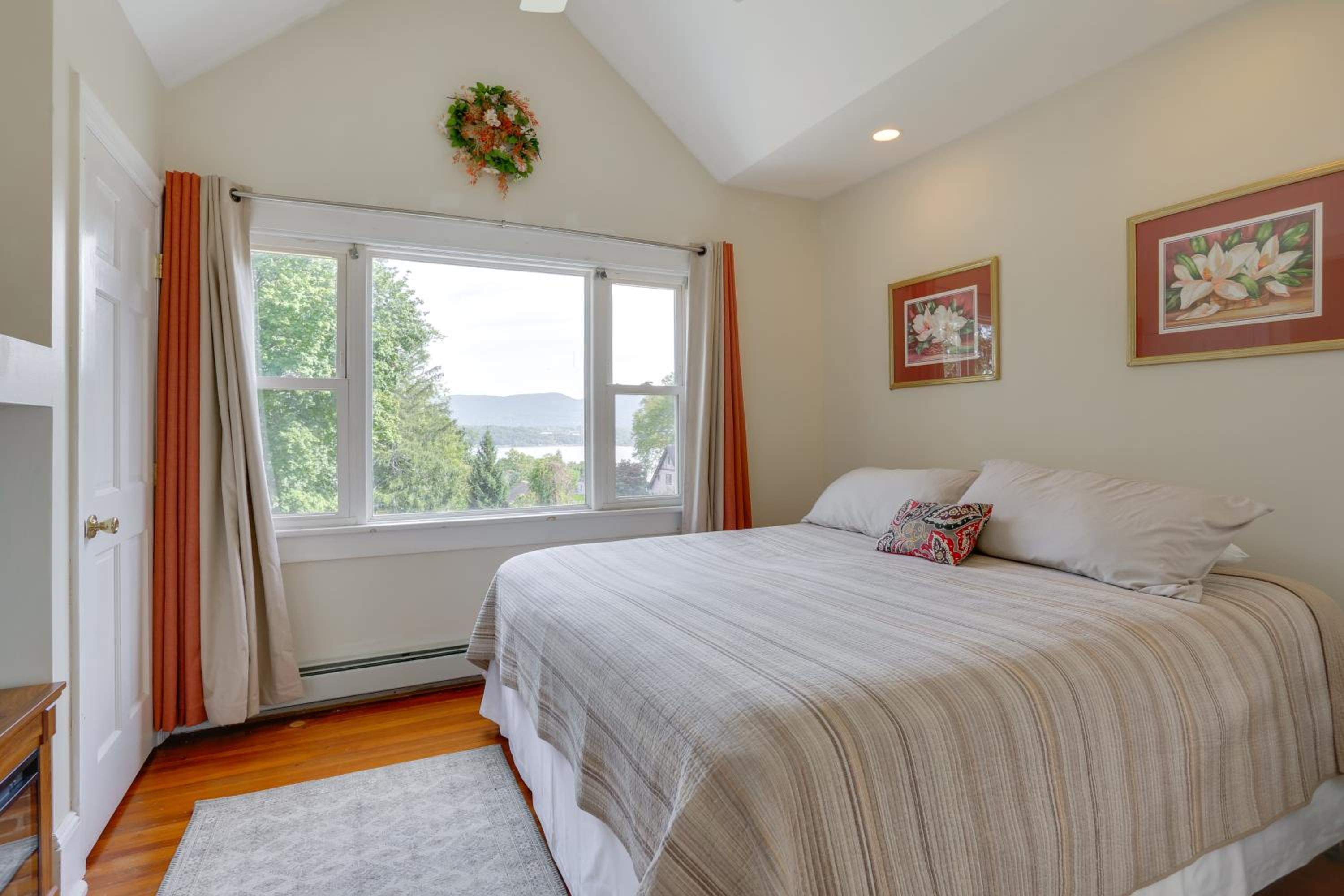 Walk to Hudson River Waterfront Newburgh Home