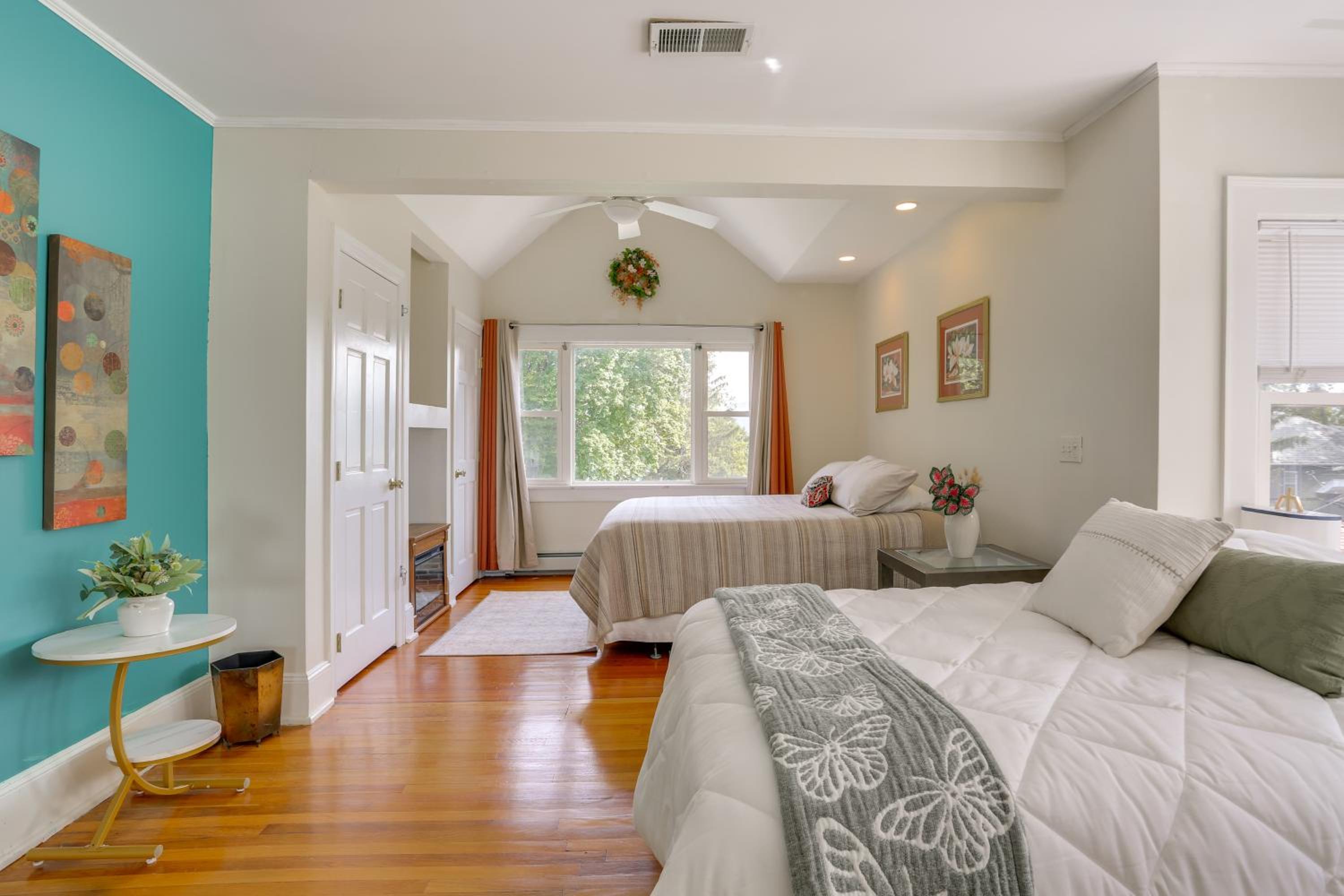 Walk to Hudson River Waterfront Newburgh Home