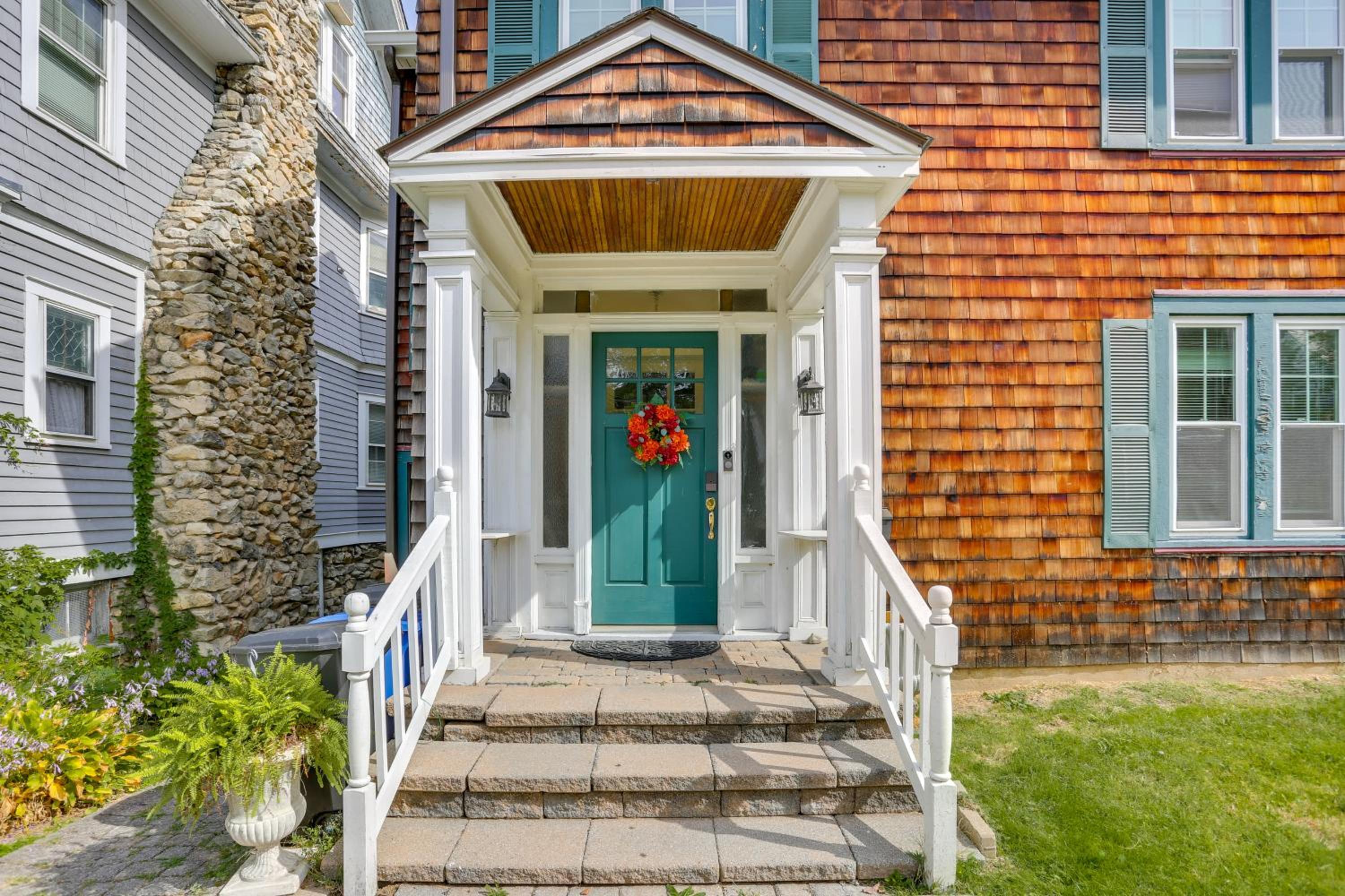 Walk to Hudson River Waterfront Newburgh Home