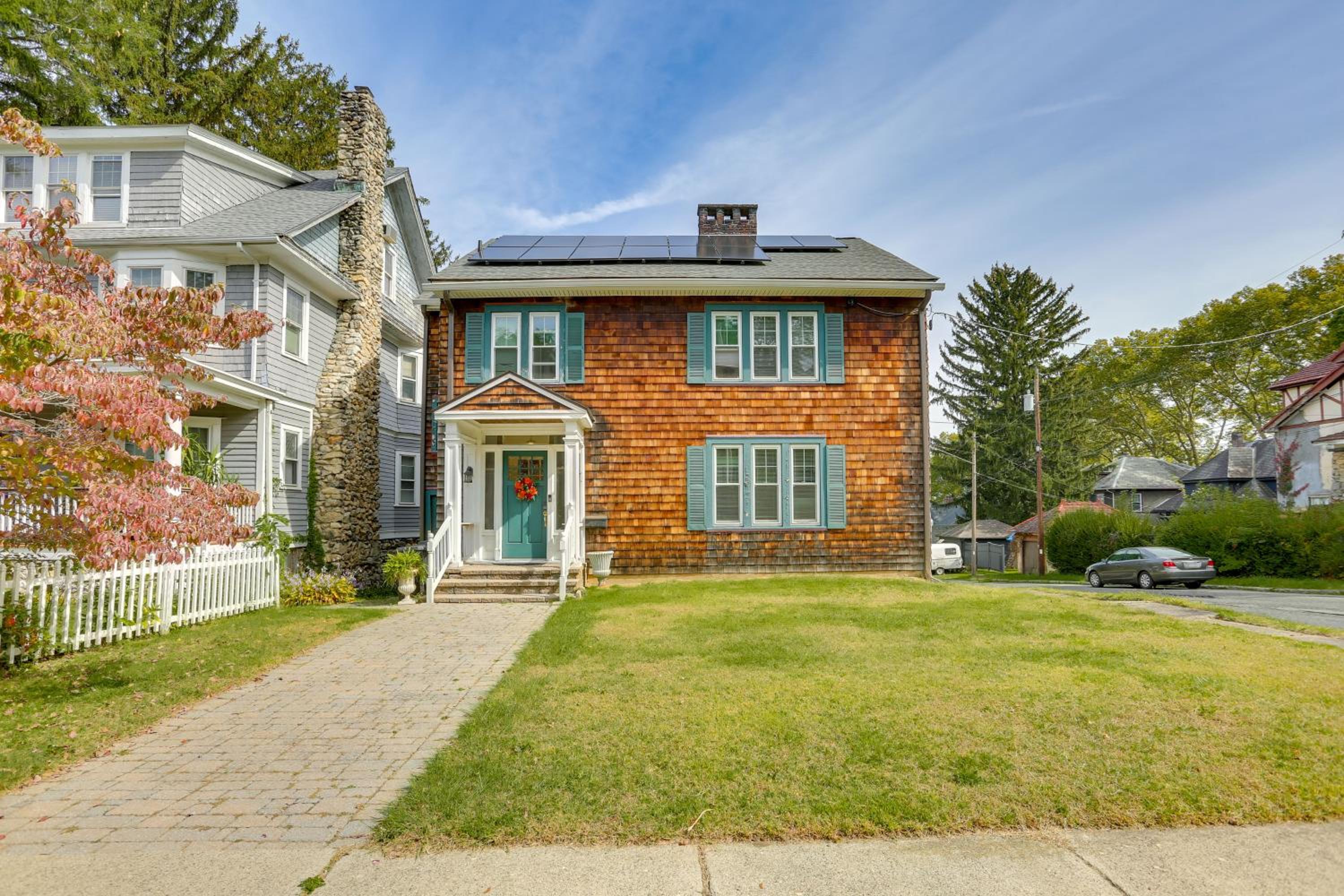 Walk to Hudson River Waterfront Newburgh Home