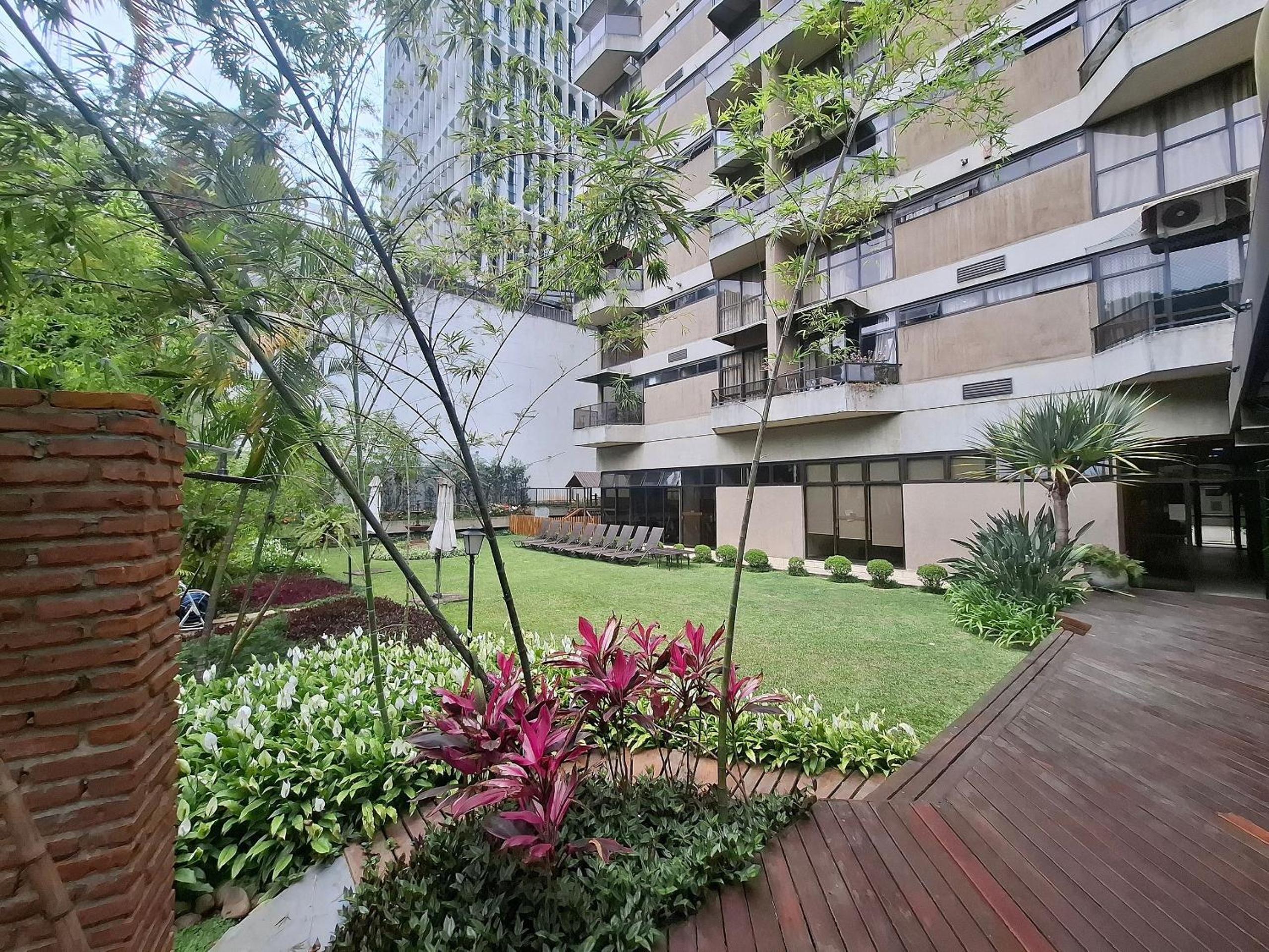 Fully furnished apartments in a building with a pool just a few meters from Av. Paulista – TNPs