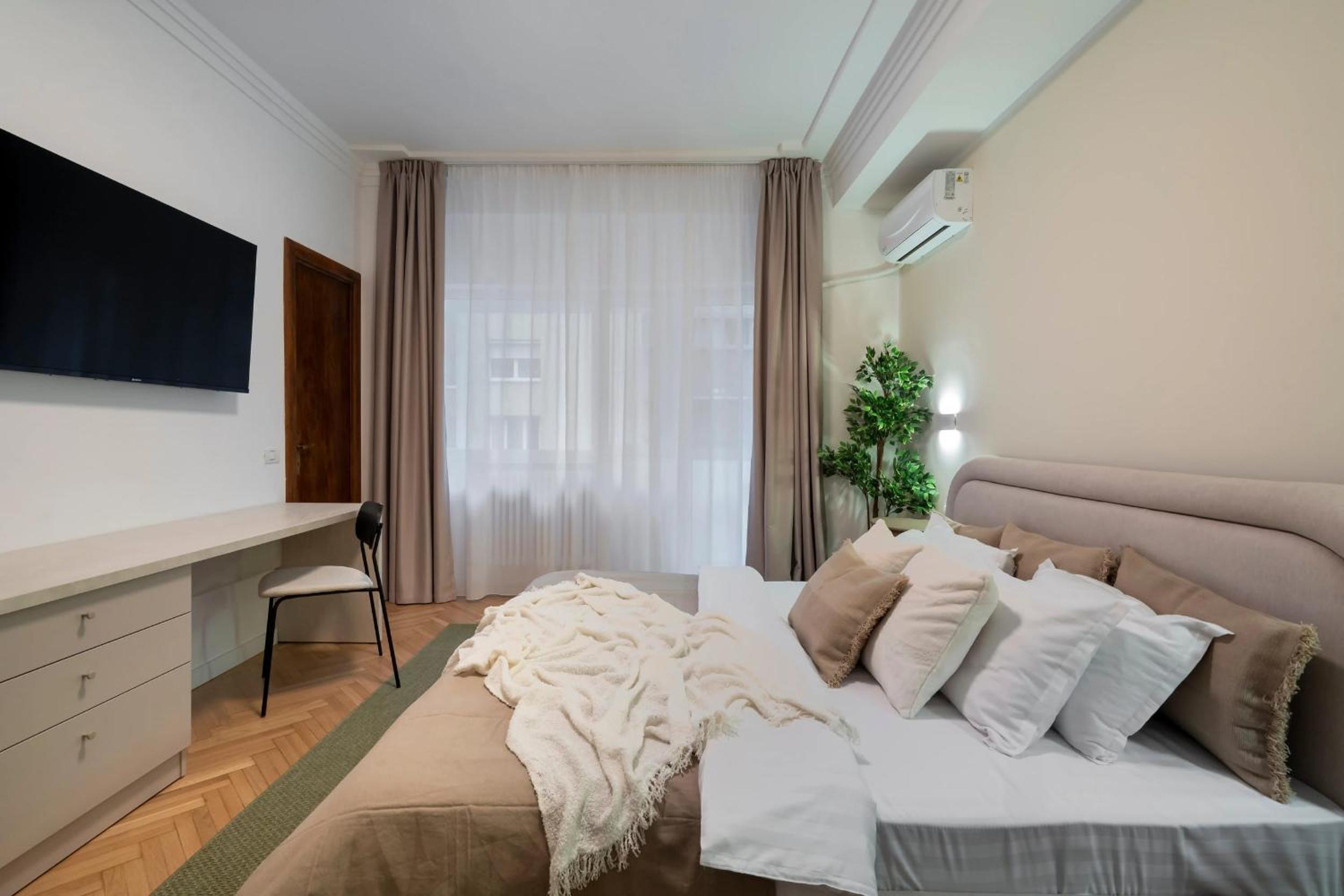 Panoramic Palace & Sala Palatului - Central 3BR