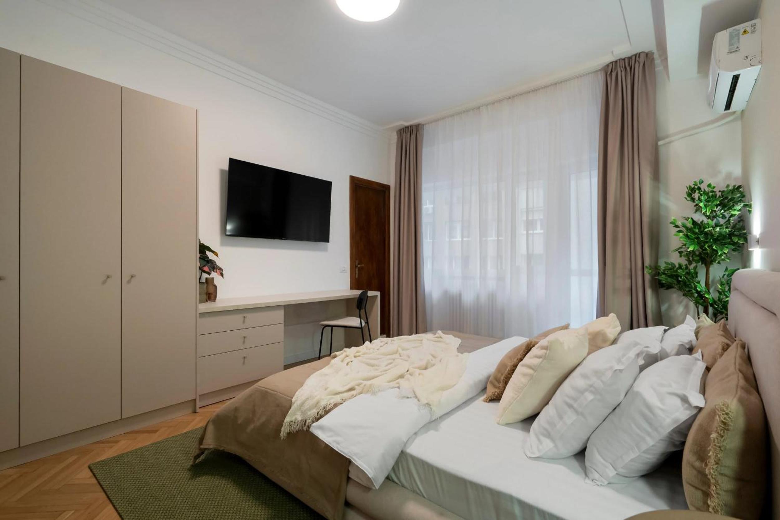Panoramic Palace & Sala Palatului - Central 3BR