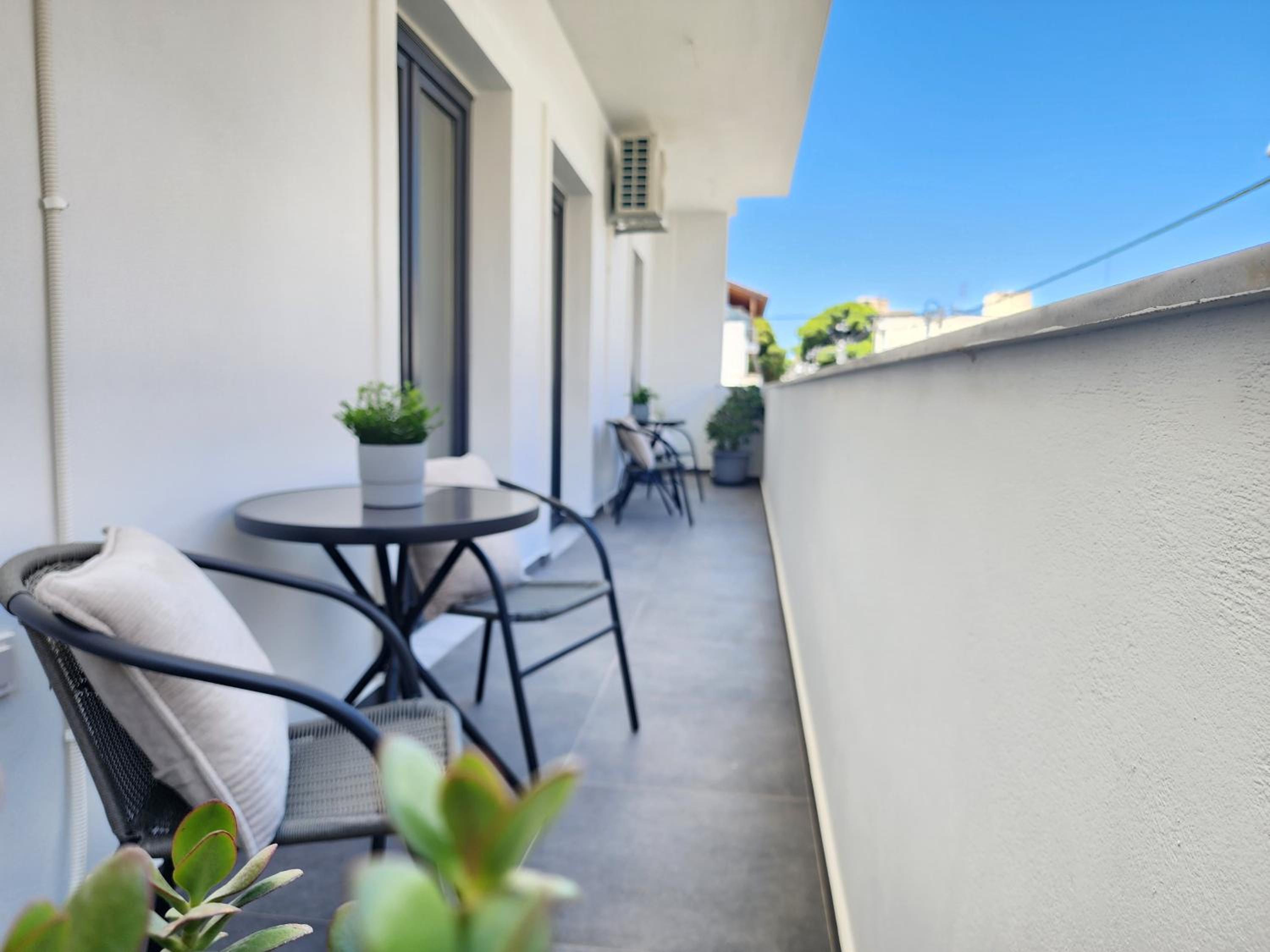 Miracle Luxury Suites