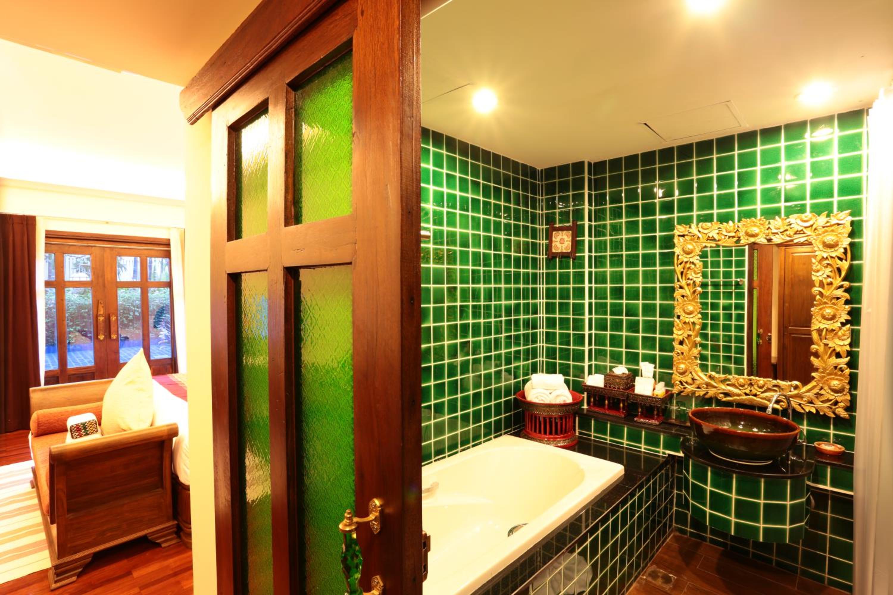 Viang Thapae Resort photo 66 of 111
