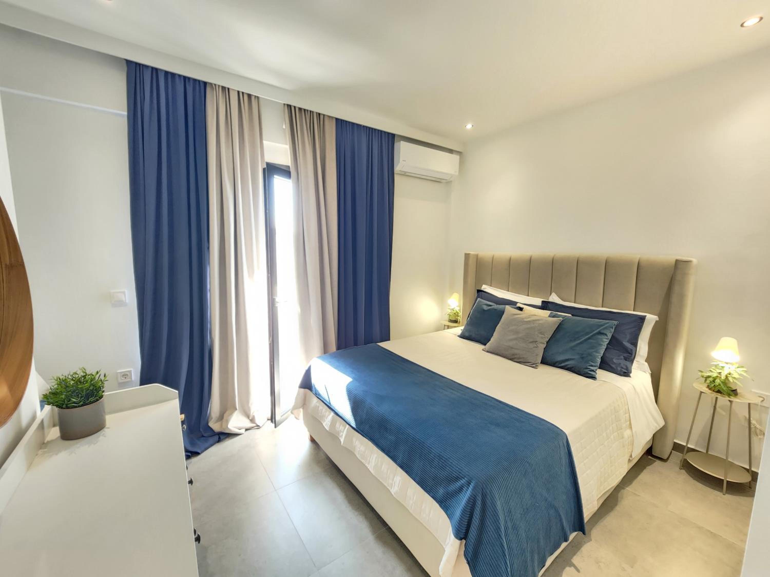 Miracle Luxury Suites