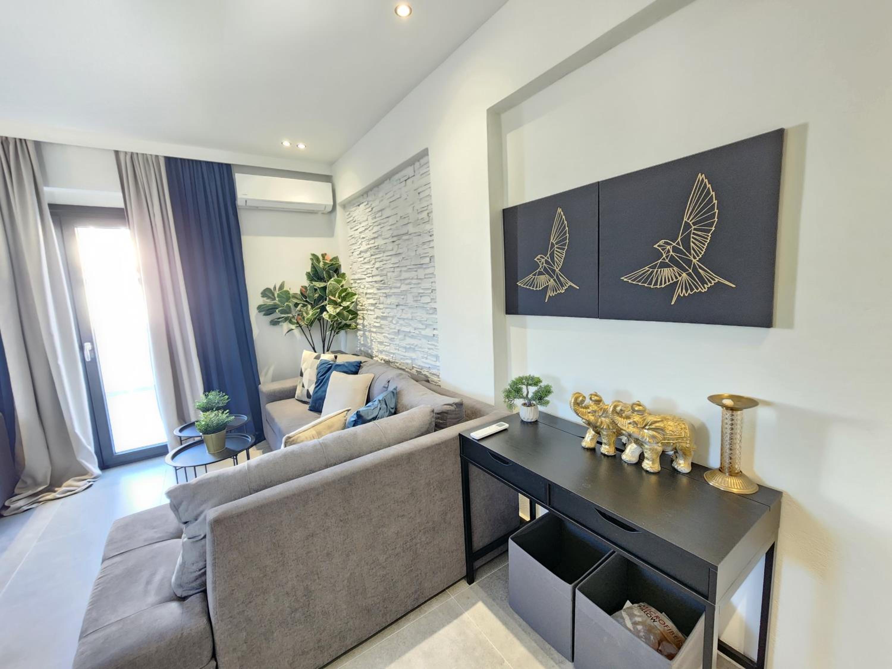 Miracle Luxury Suites