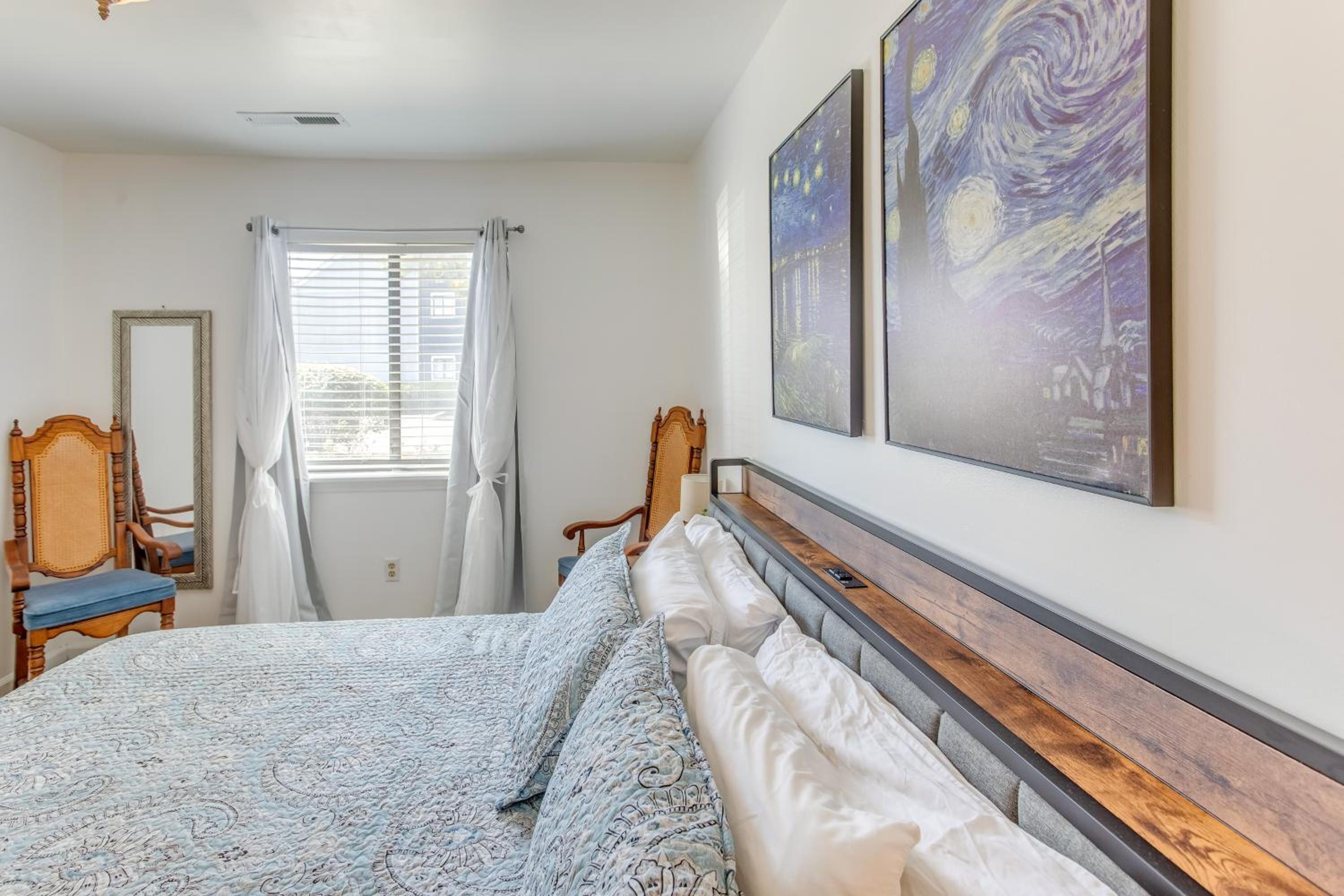 4 Mi to Beach Unit with Pool Access in Little River