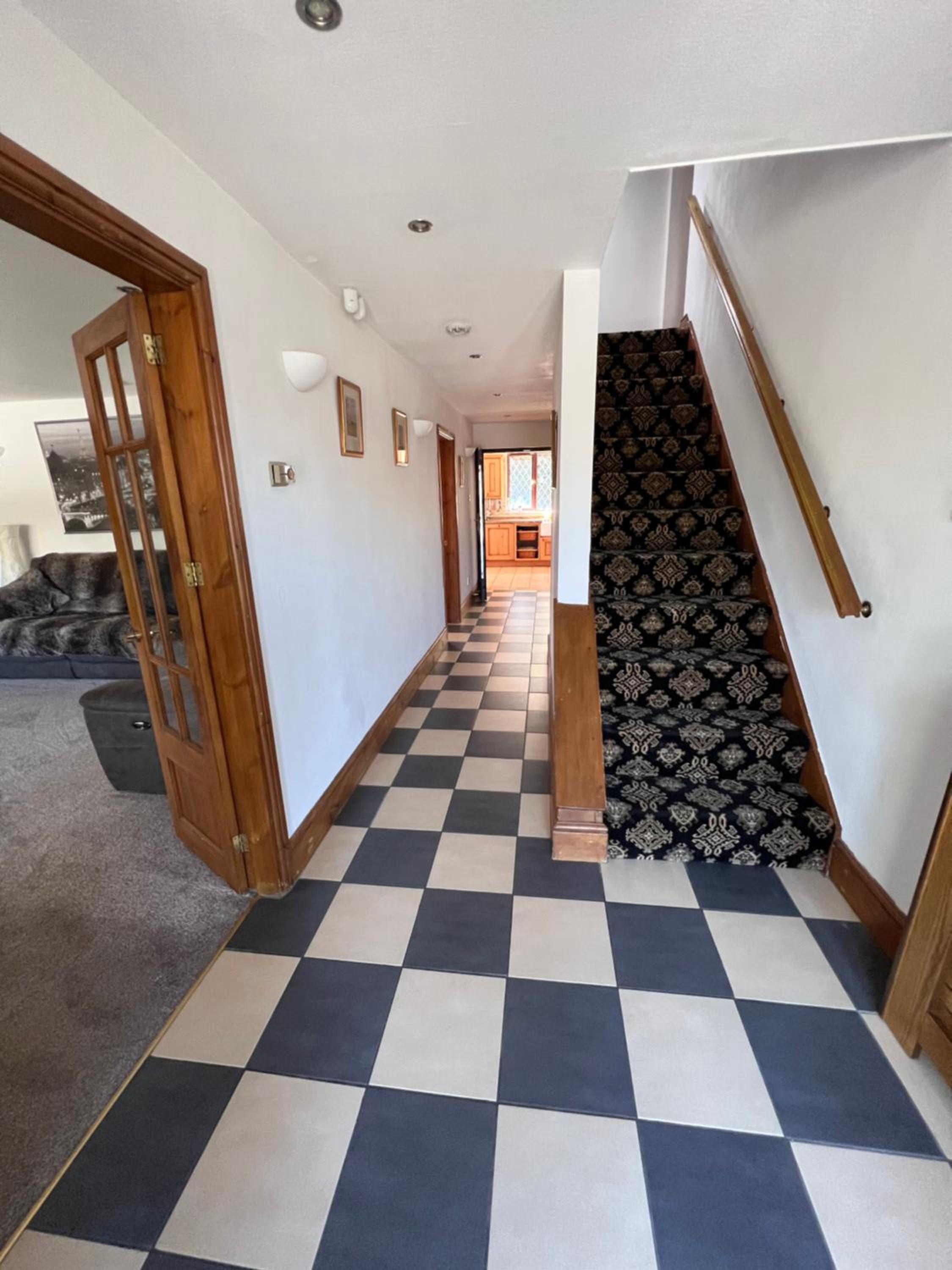 DAINTY HOME STAY - 6 BDR Contractors, Family & Group
