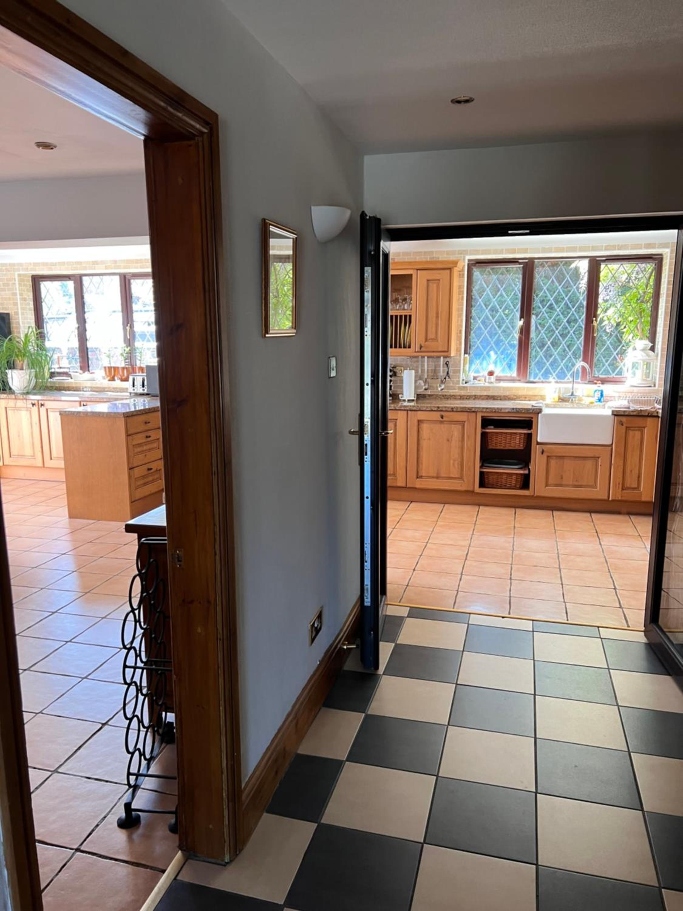 DAINTY HOME STAY - 6 BDR Contractors, Family & Group
