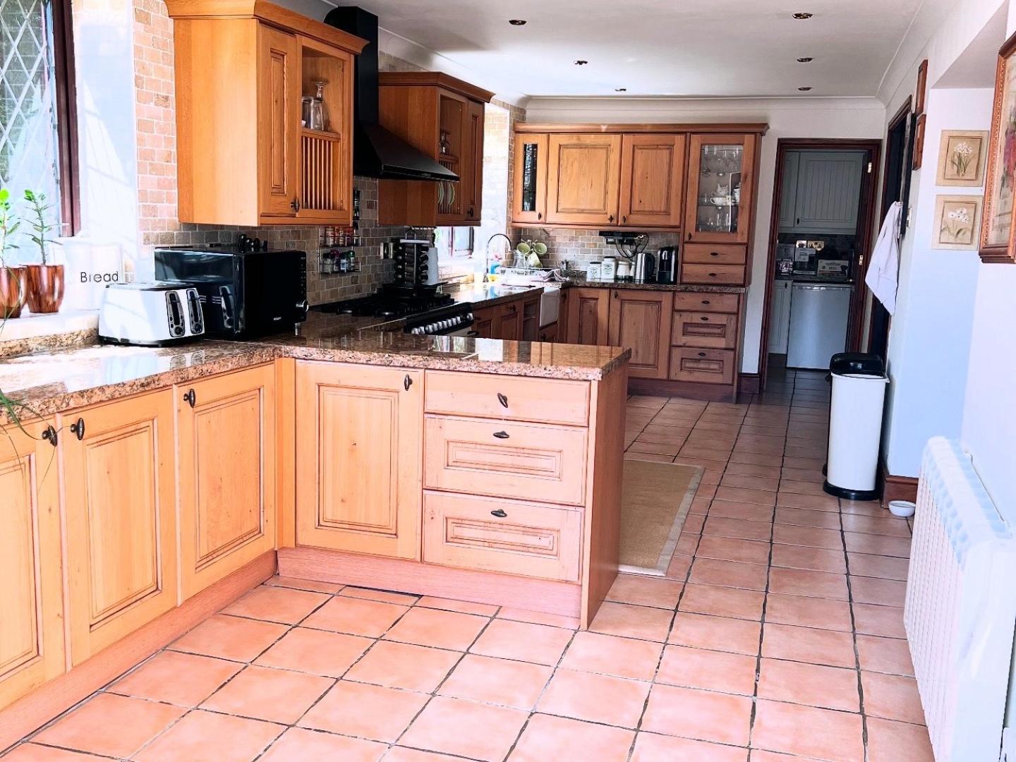 DAINTY HOME STAY - 6 BDR Contractors, Family & Group