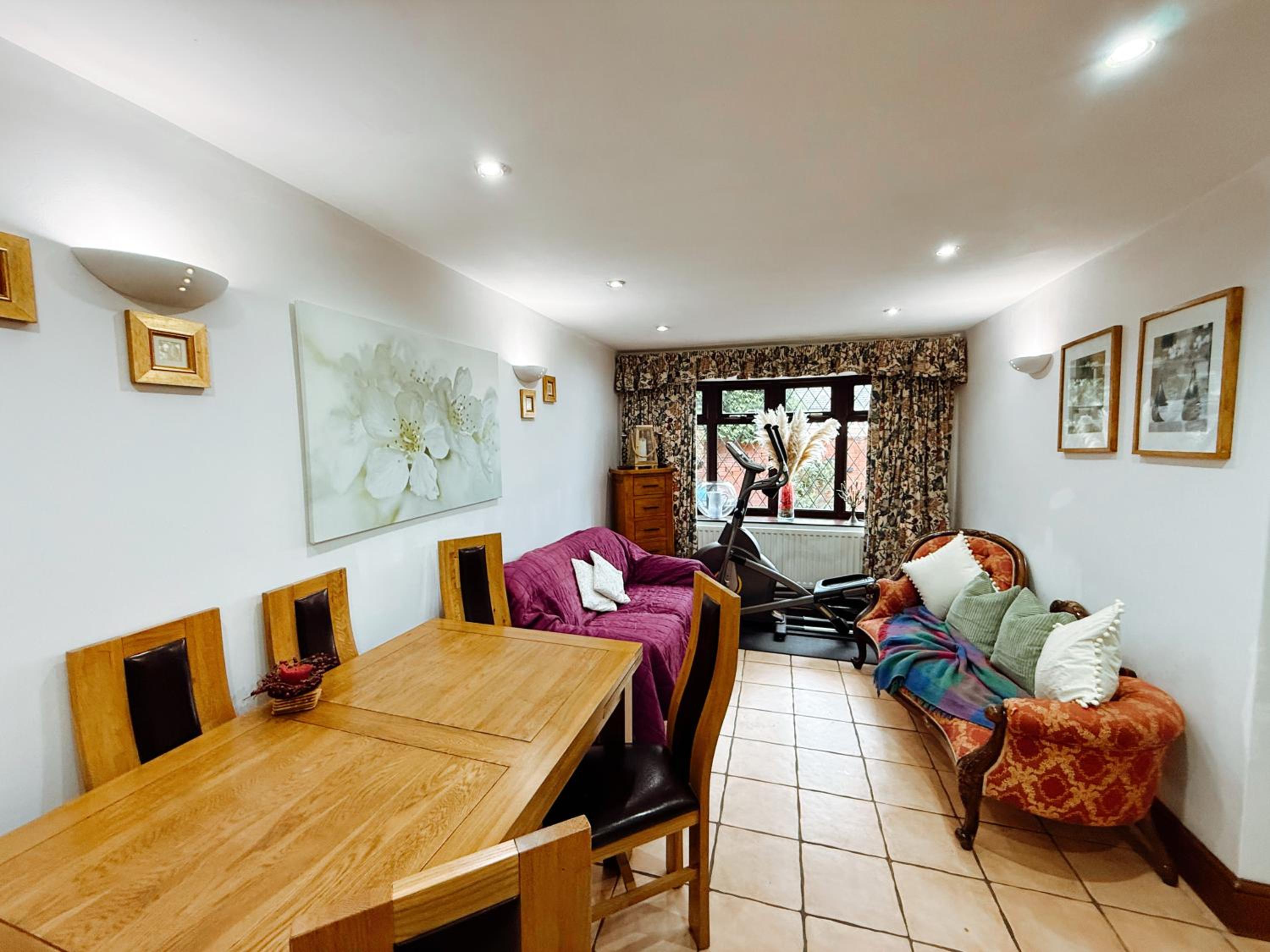 DAINTY HOME STAY - 6 BDR Contractors, Family & Group