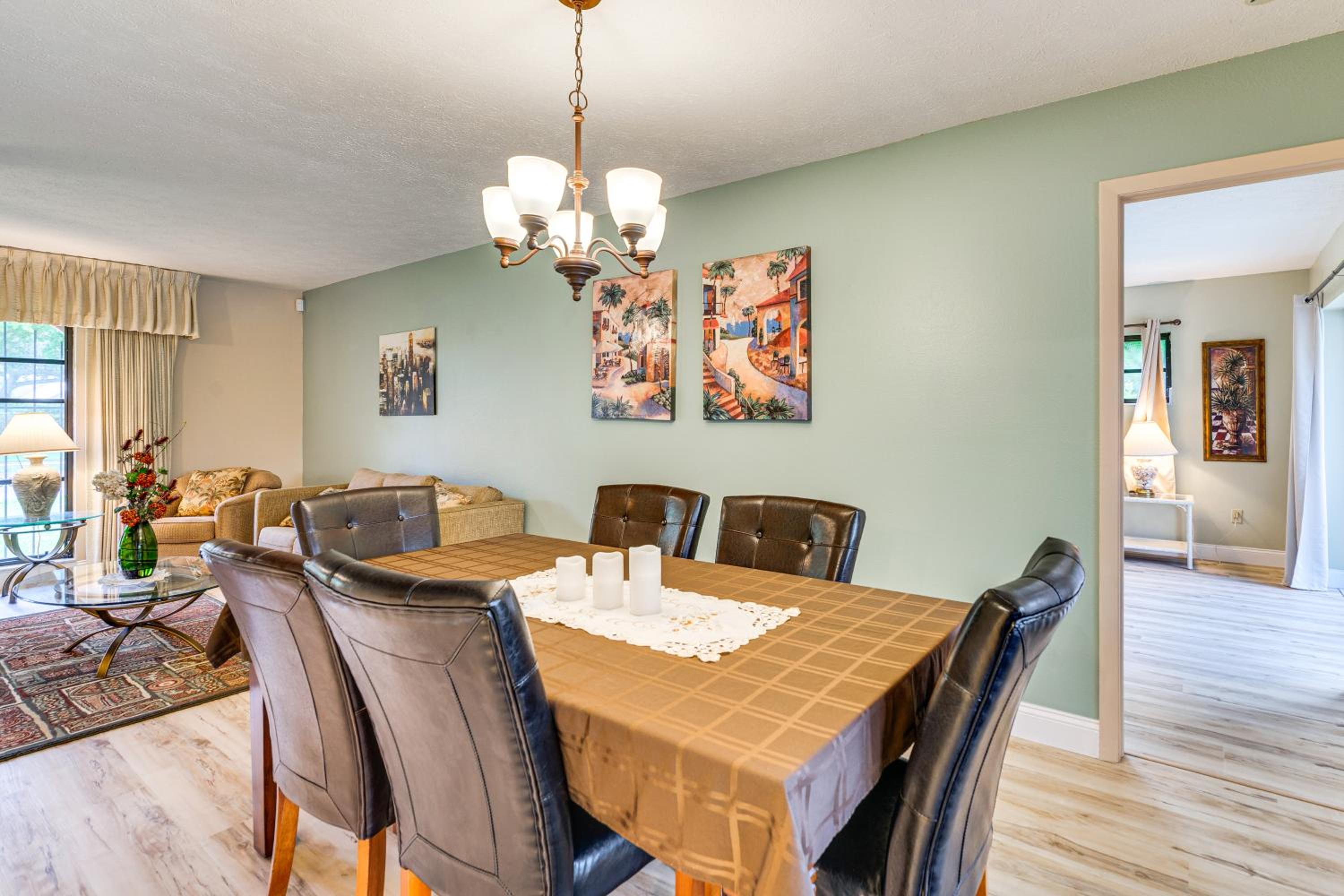 1 Mi to Golf! Family Getaway with Pool in Fort Myers