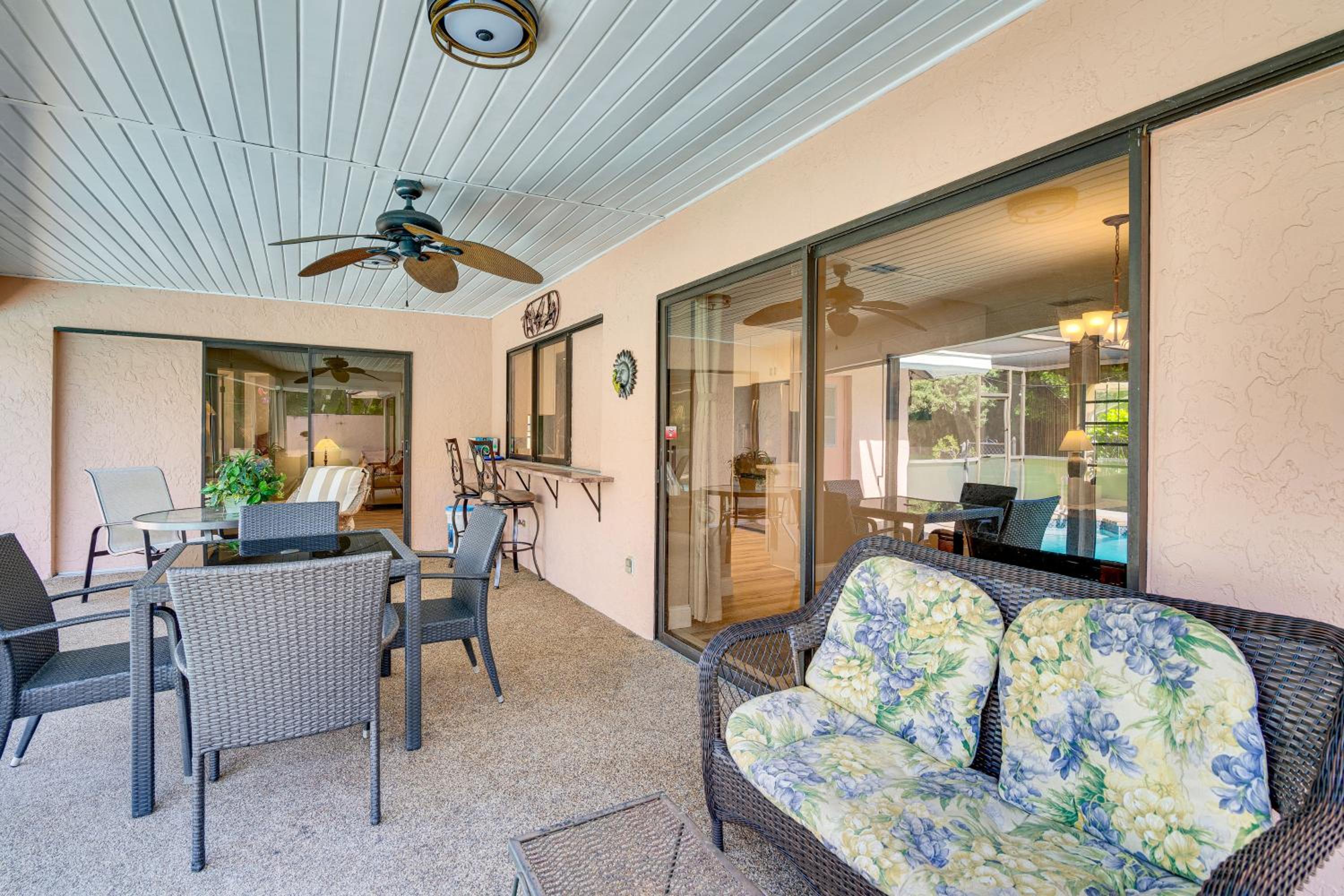 1 Mi to Golf! Family Getaway with Pool in Fort Myers