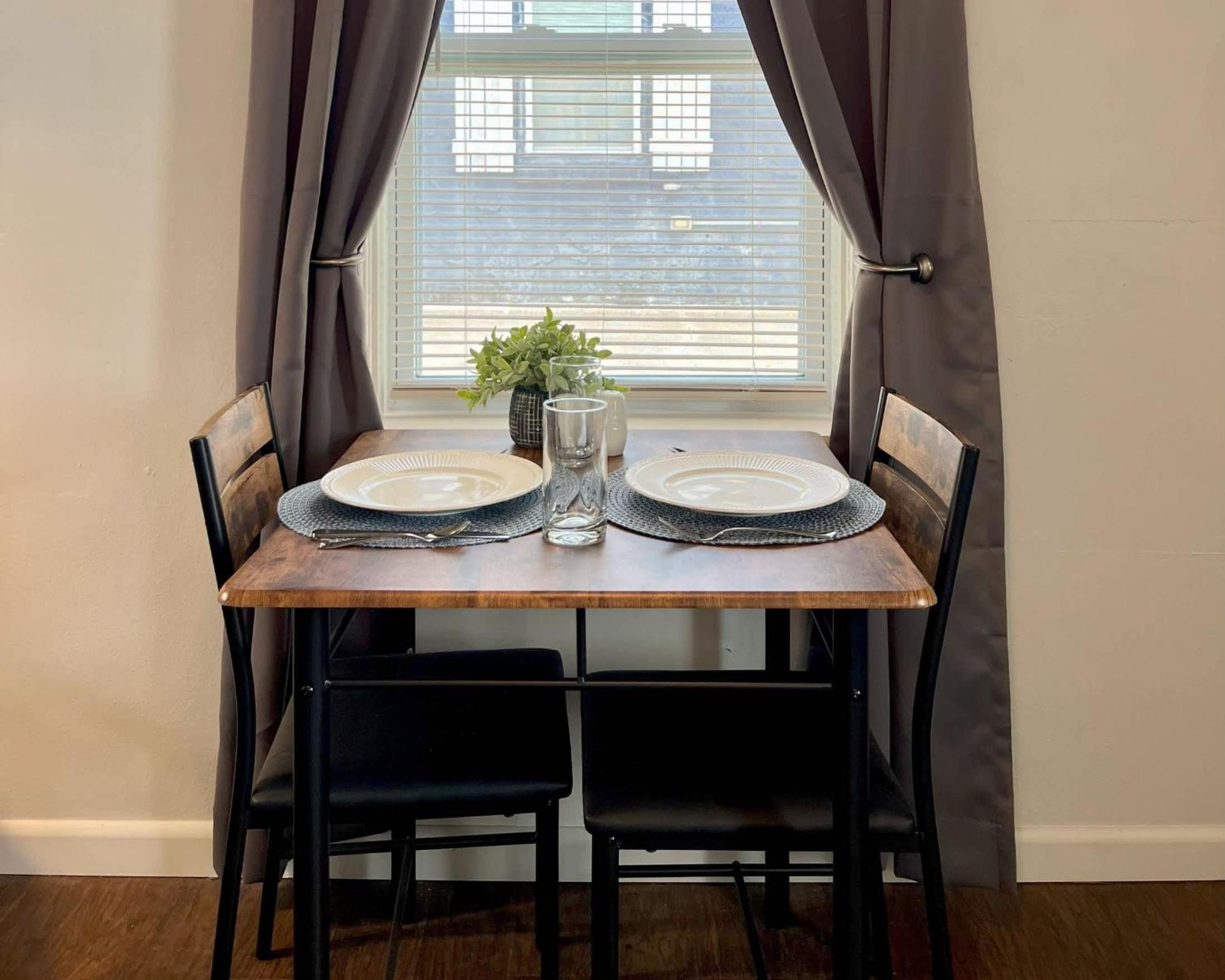 Crestview Cottage For 2