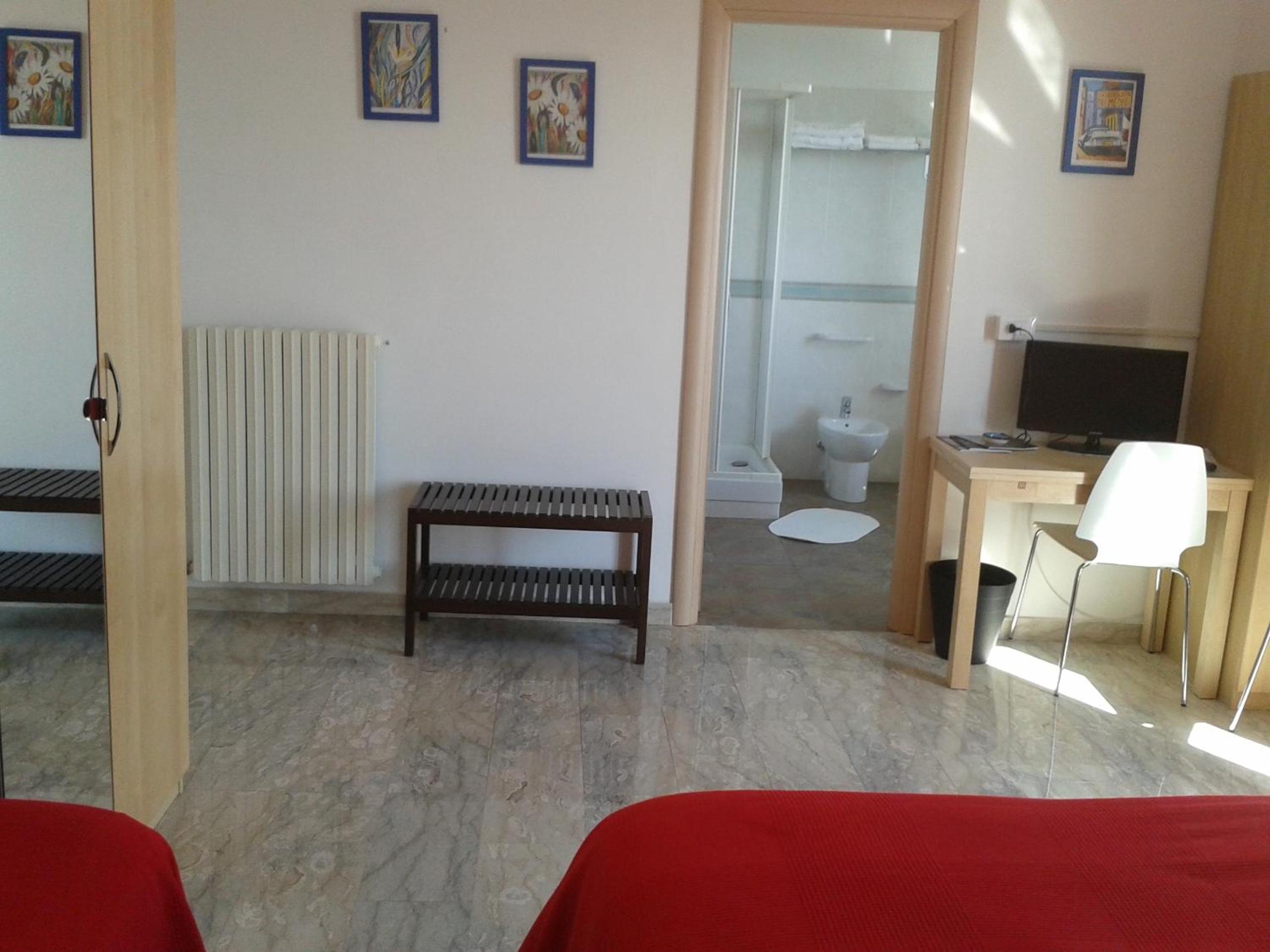 Photo 40