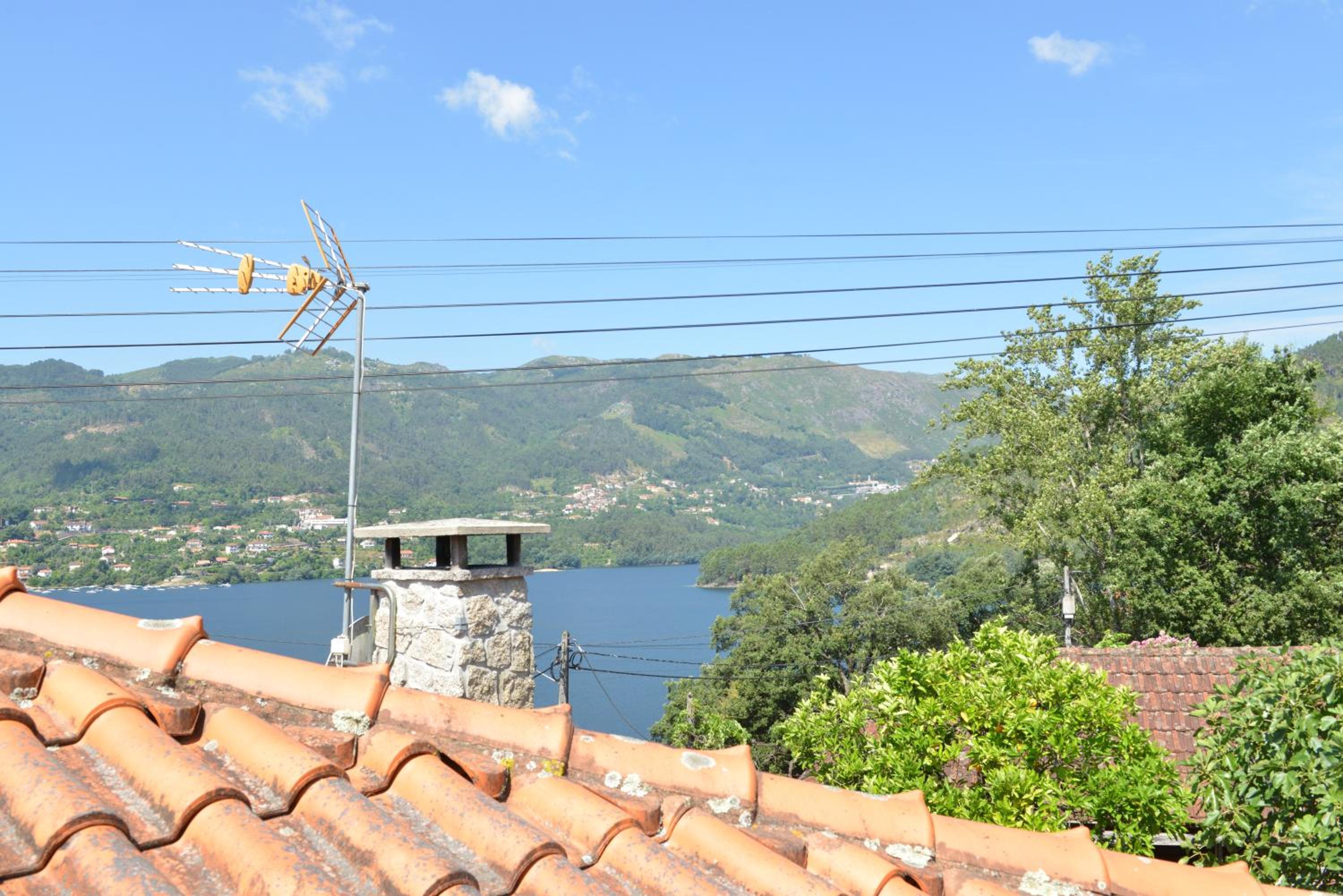 AL Vivenda Romantica Geres view 5