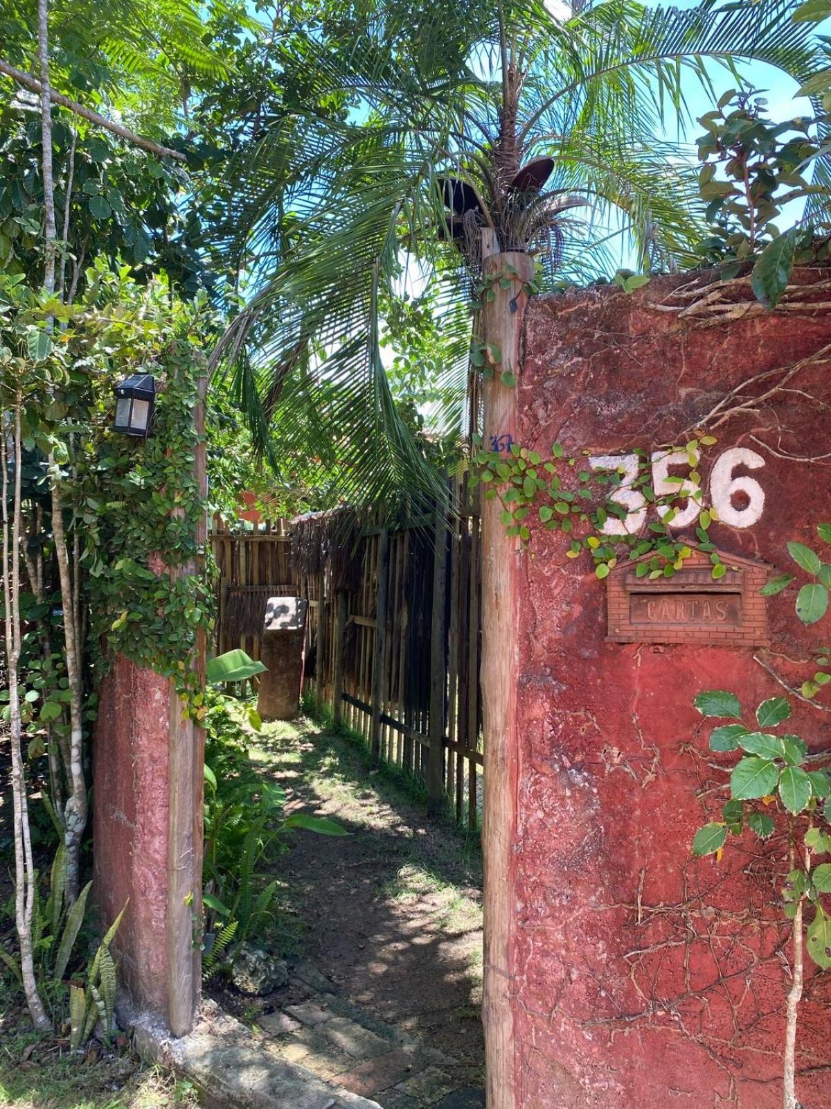 Trancoso- Chalé Mituca e Anna- 1 quarto e 2 banheiros