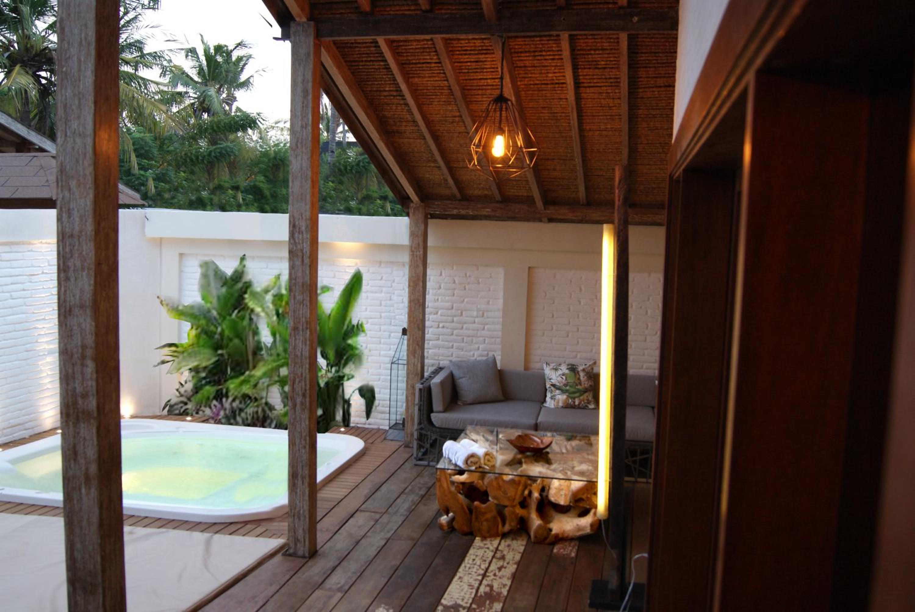 Kaleydo Villas