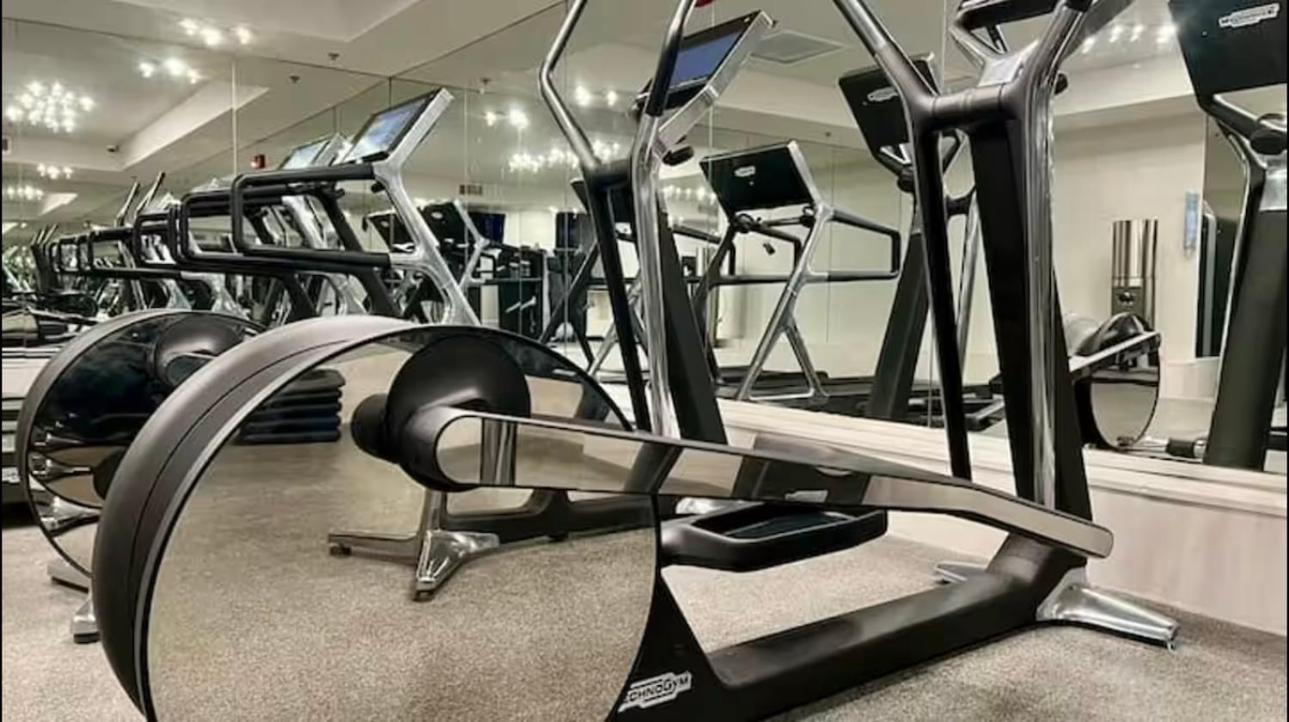 Brickell Apartment with Free Parking by Palermo Home Miami