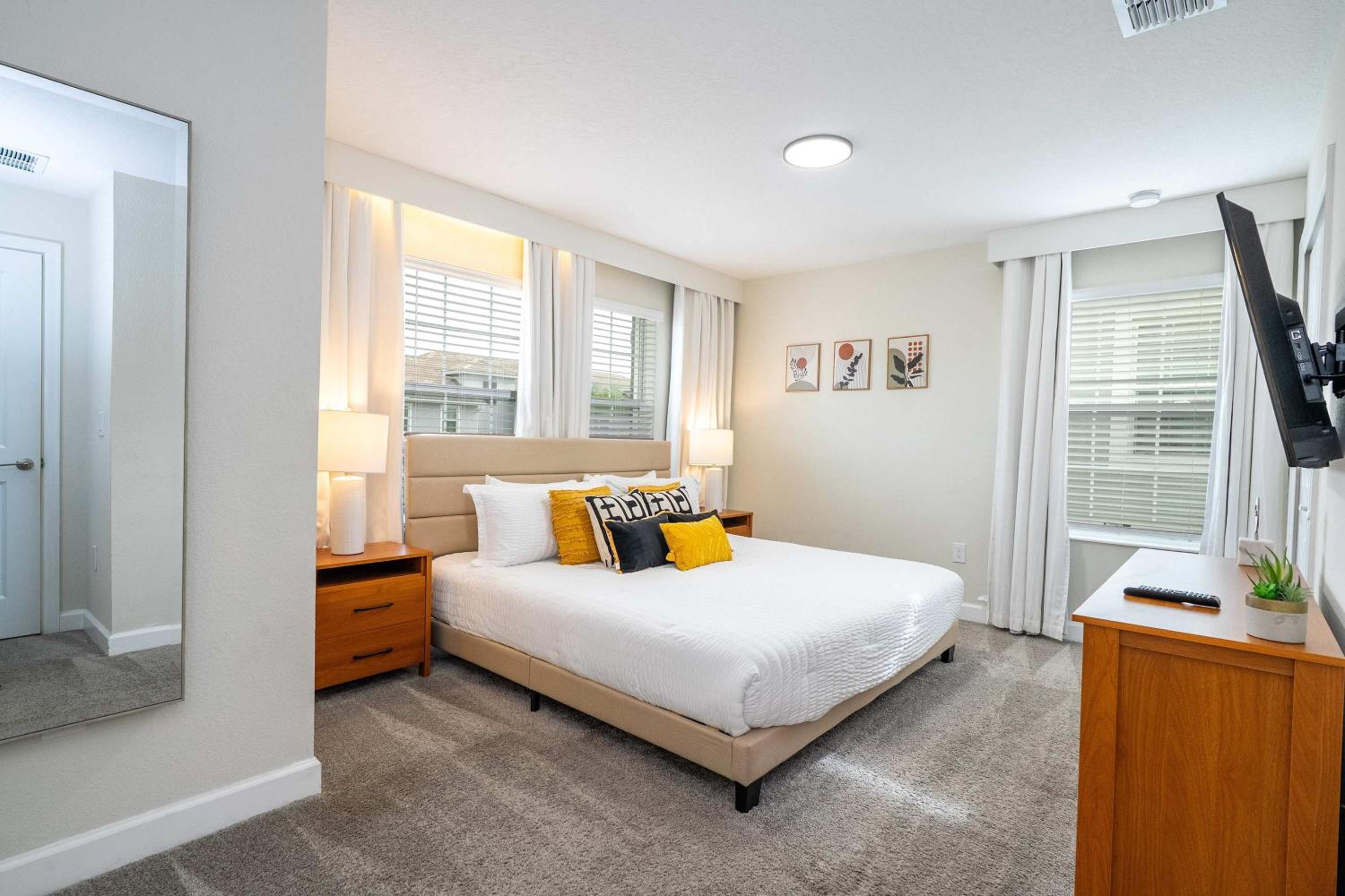Vibrant 5Bd w Private Pool & Waterpark at Storey Lake 4811M