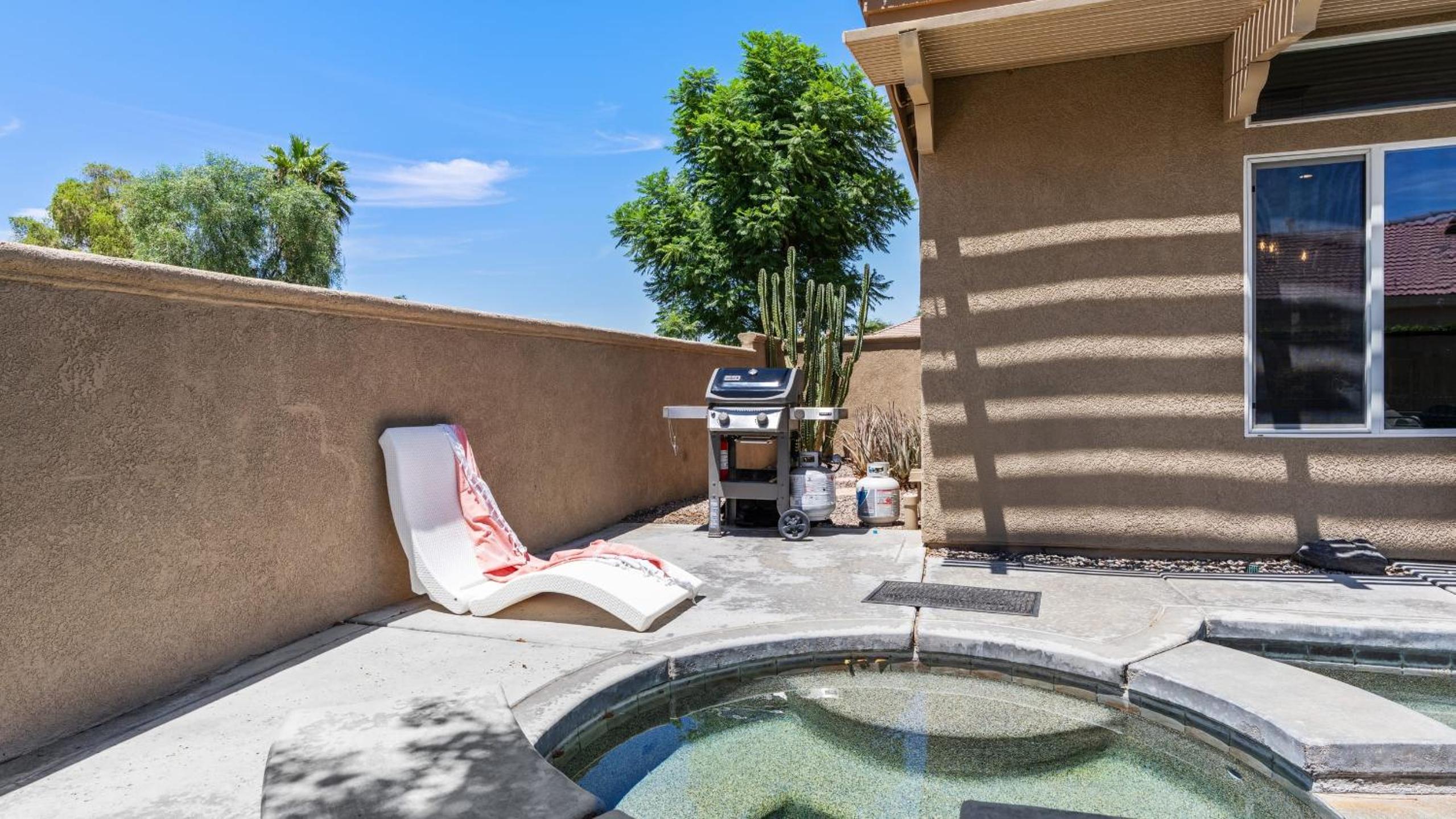 Designer Desert Oasis w Pool Hot Tub Outdoor Lounge The Riley by AvantStay