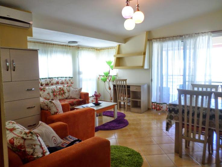 Aldom Apartments