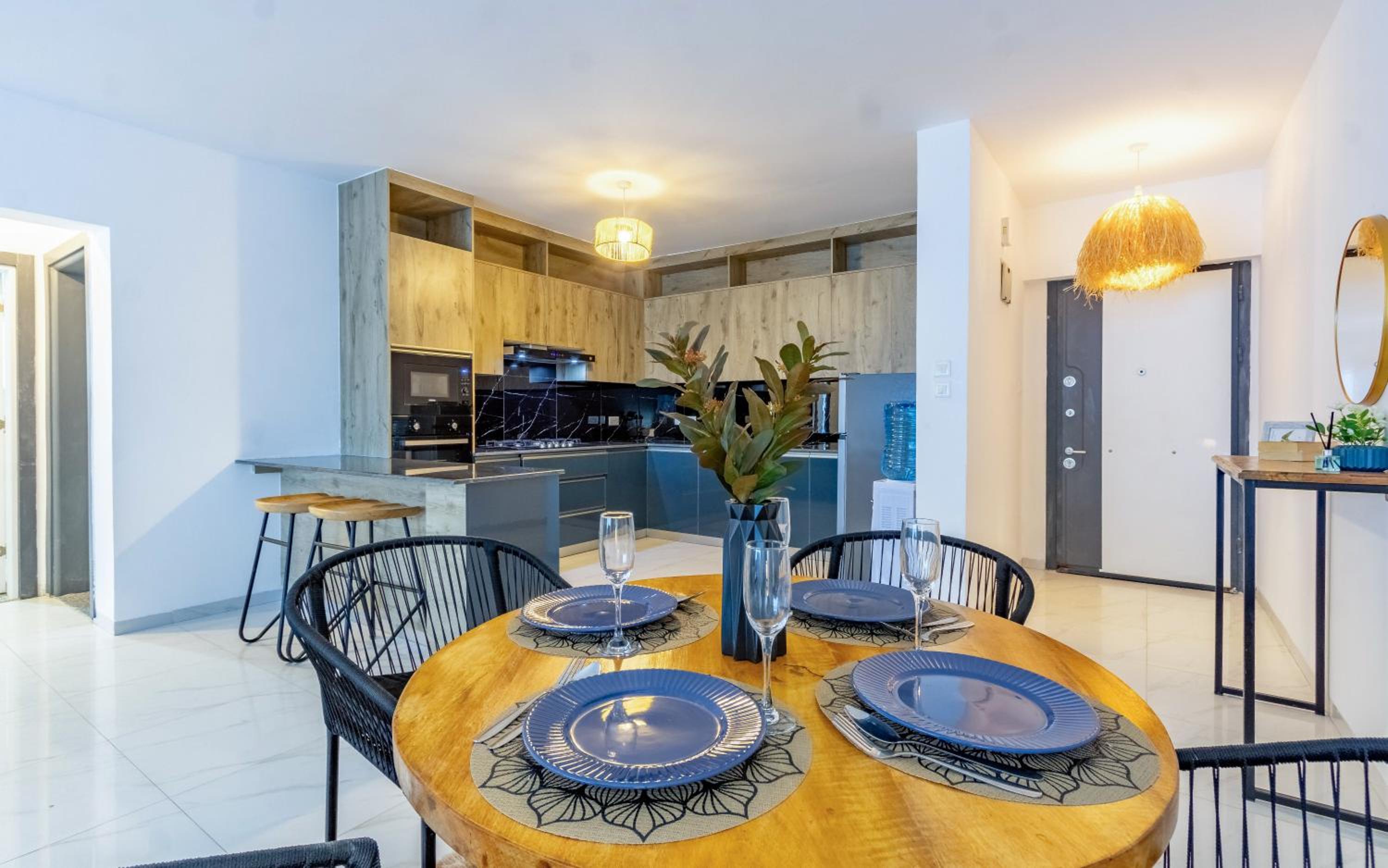 Grand Premiere 2 Bedroom Apartment
