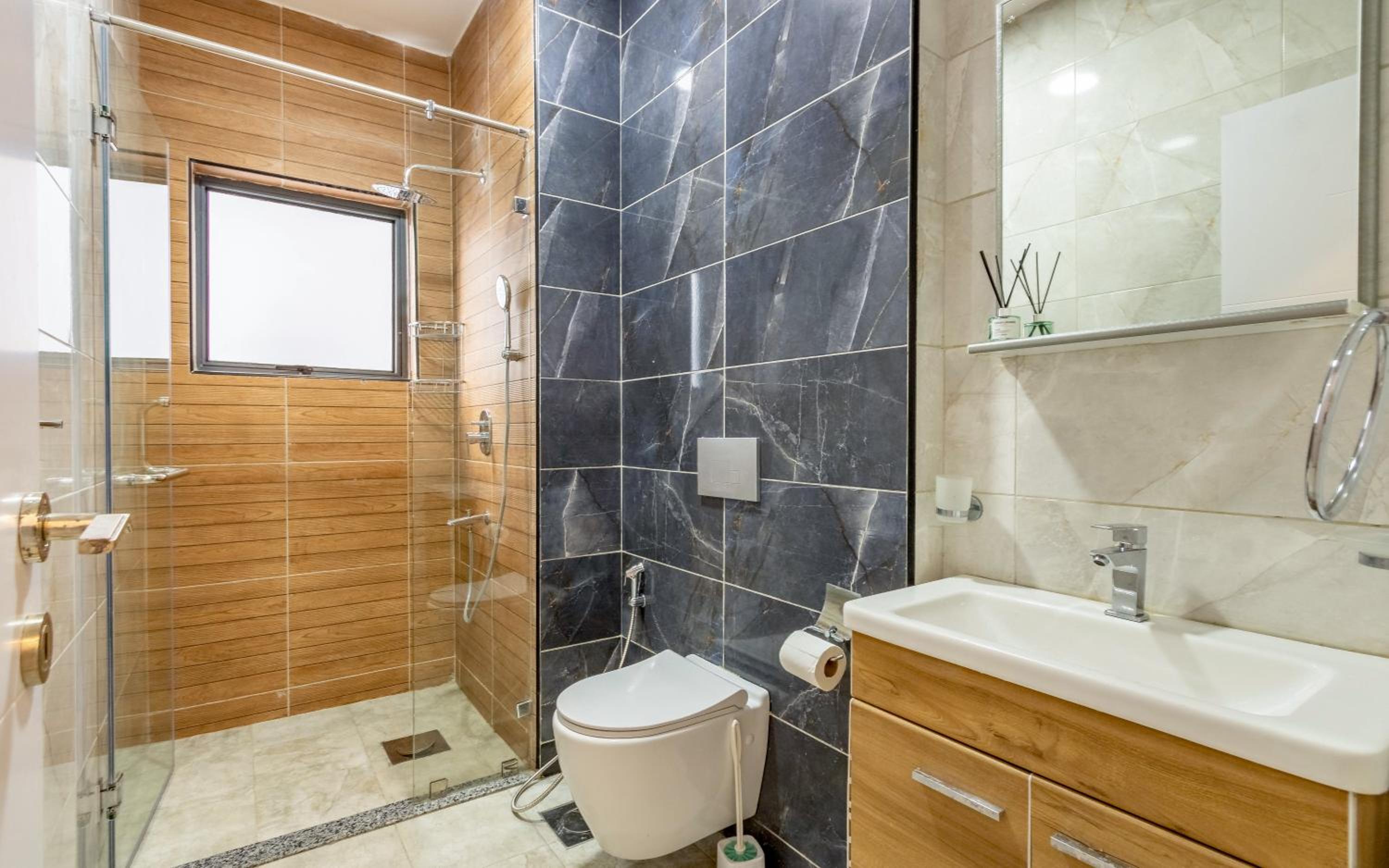 Grand Premiere 2 Bedroom Apartment