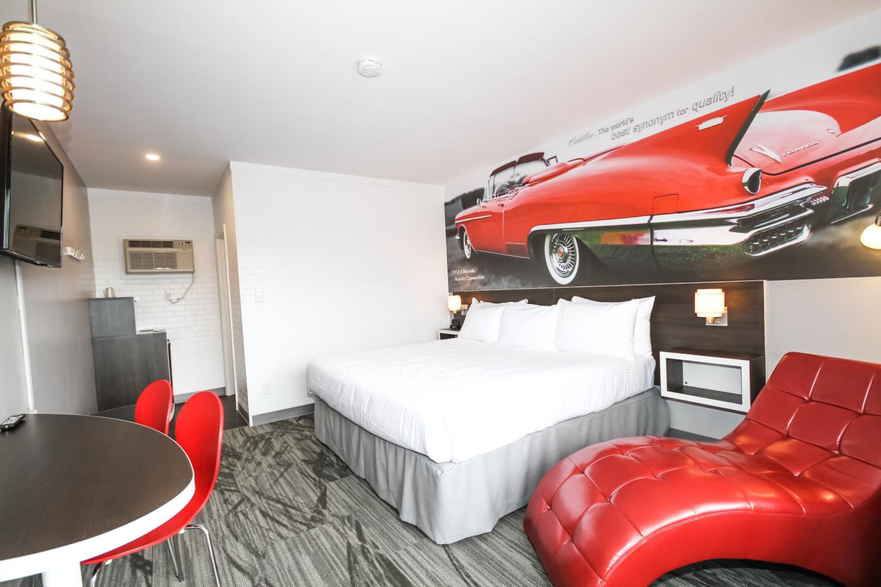 Cadillac Motel Niagara