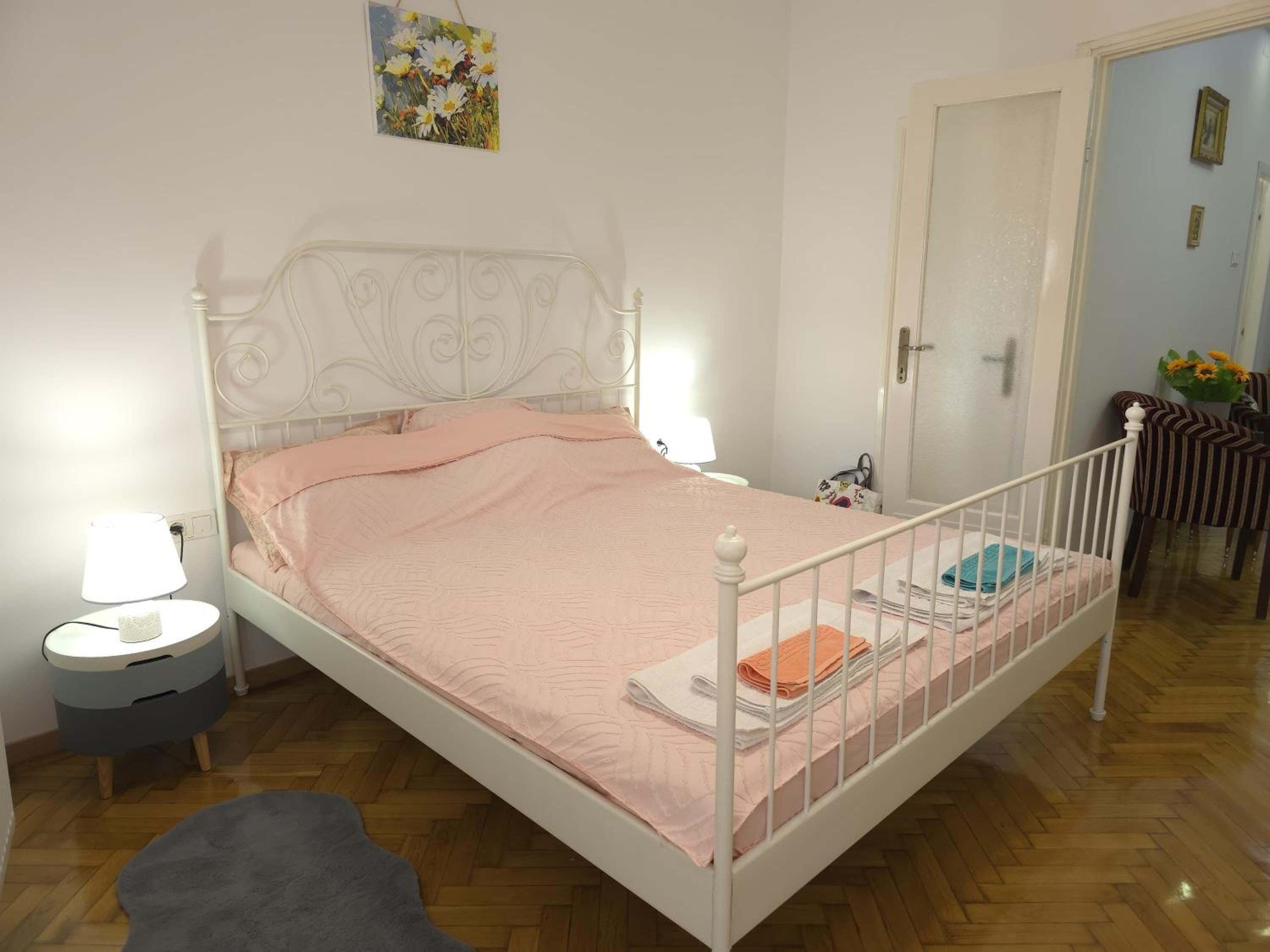 Suvenir Chic, a Fusion of Modern, Elegance and Harmony