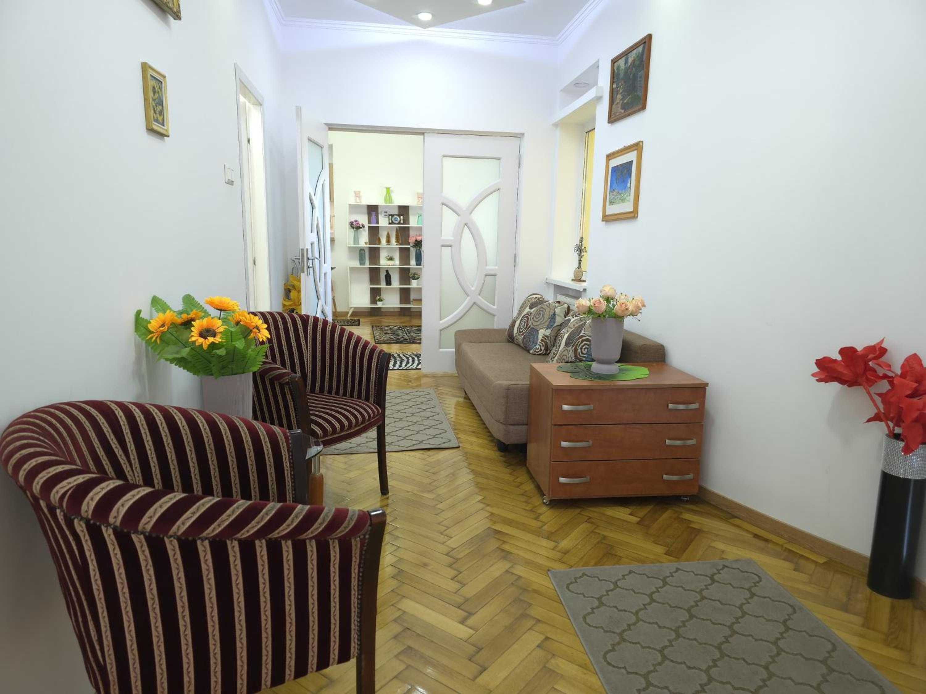 Suvenir Chic, a Fusion of Modern, Elegance and Harmony
