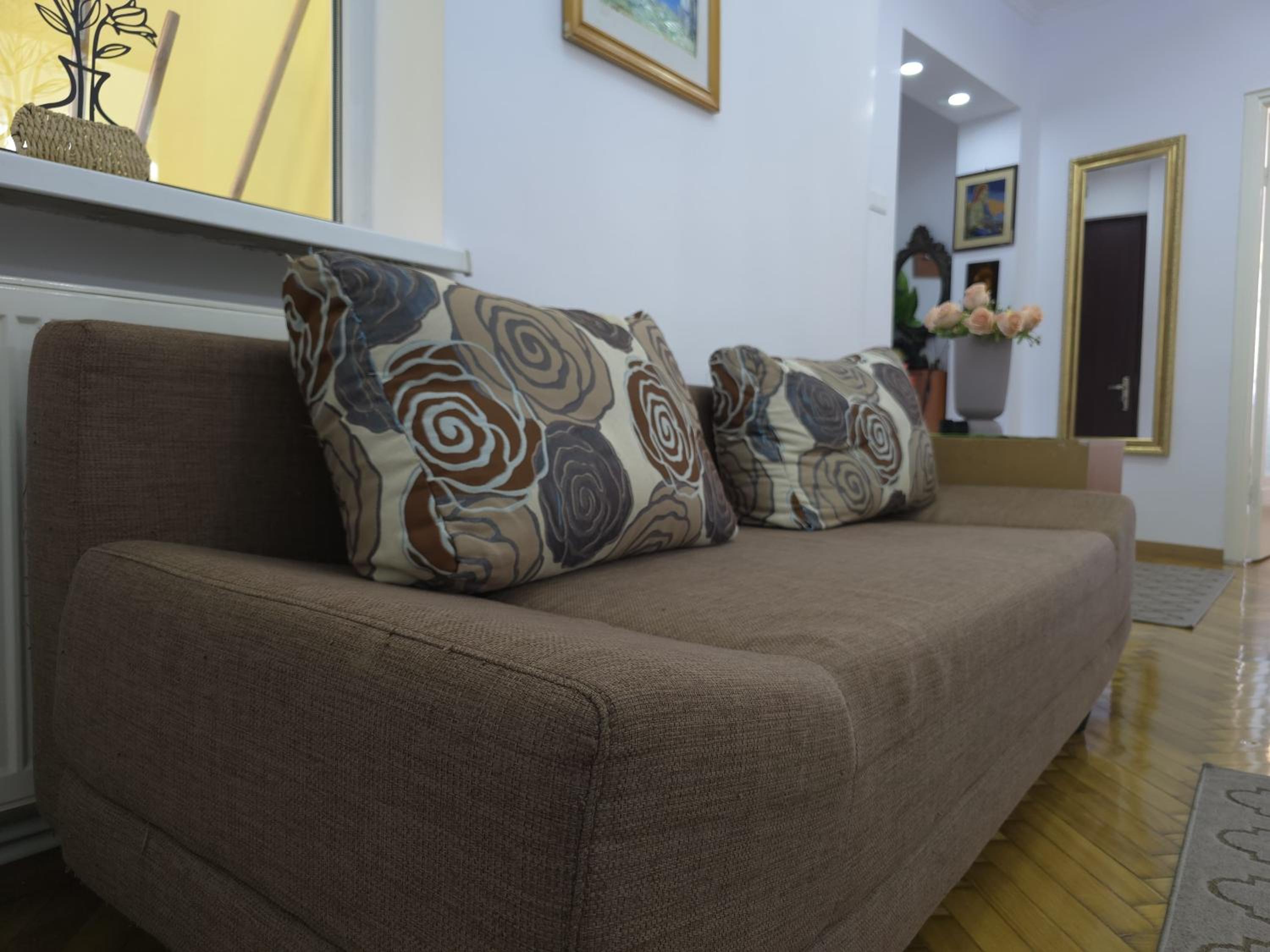 Suvenir Chic, a Fusion of Modern, Elegance and Harmony