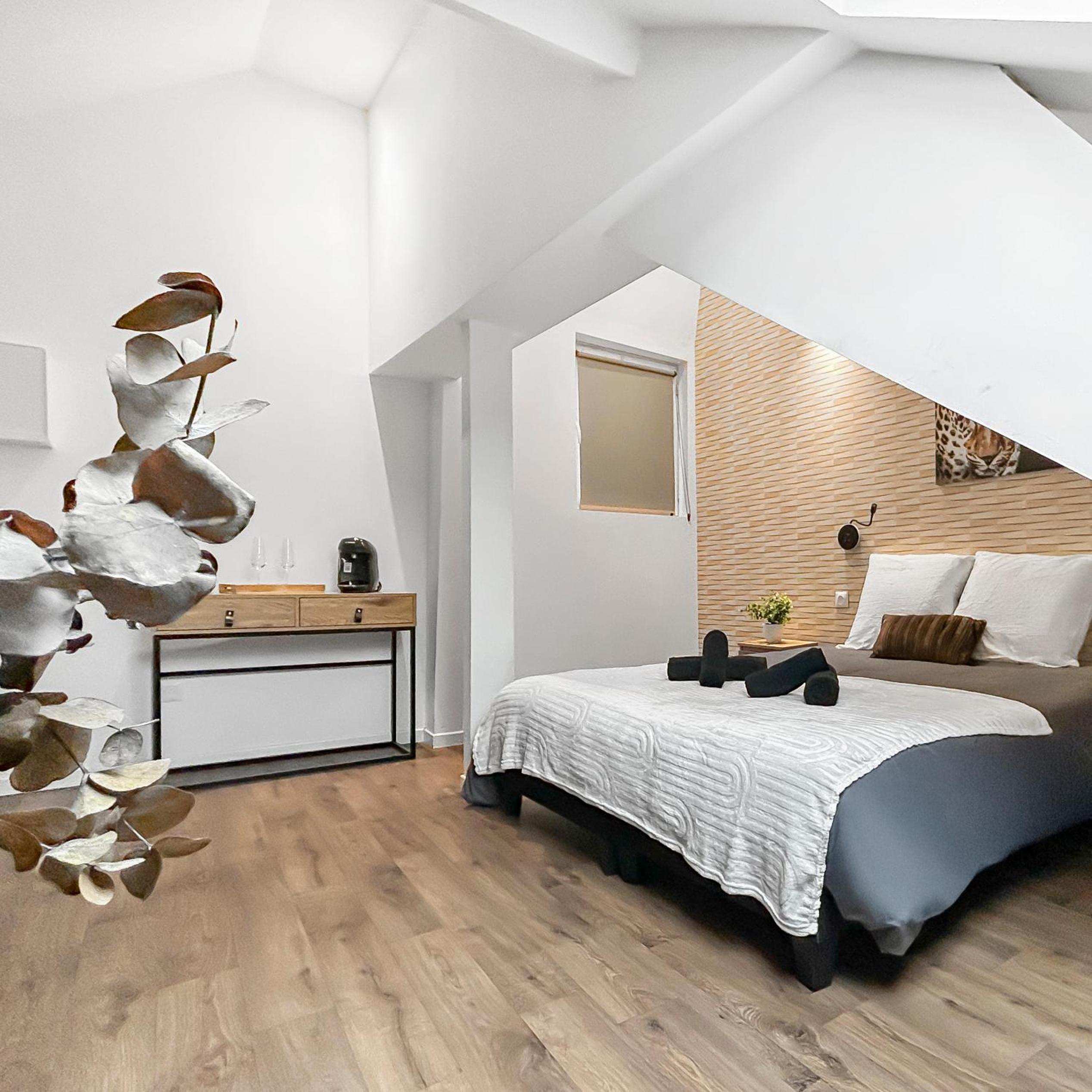 Fibre Ultra-Rapide, Lit Queen Size, Cosy & Calme