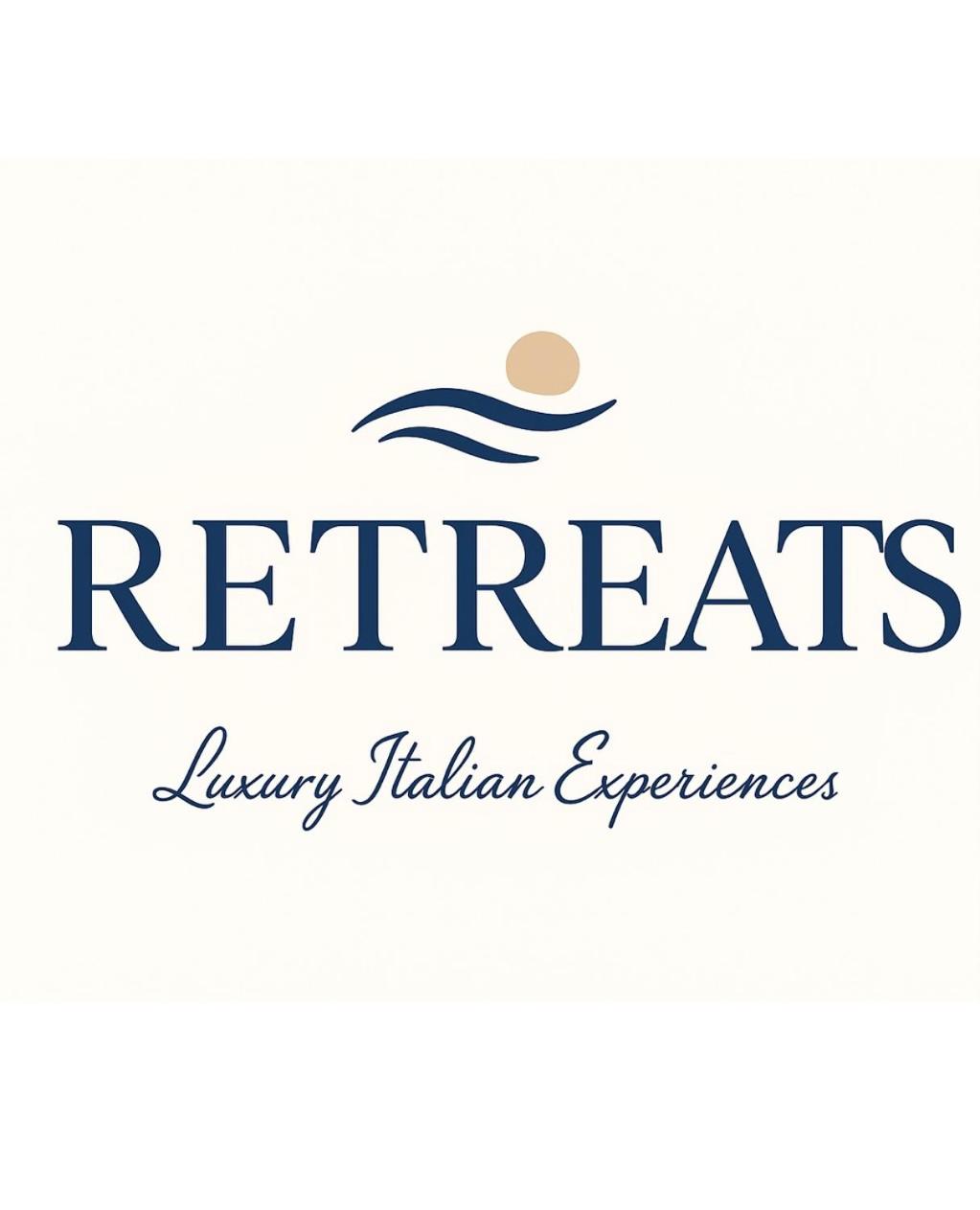 Crescent Luxury Retreat - Seafront Apartments