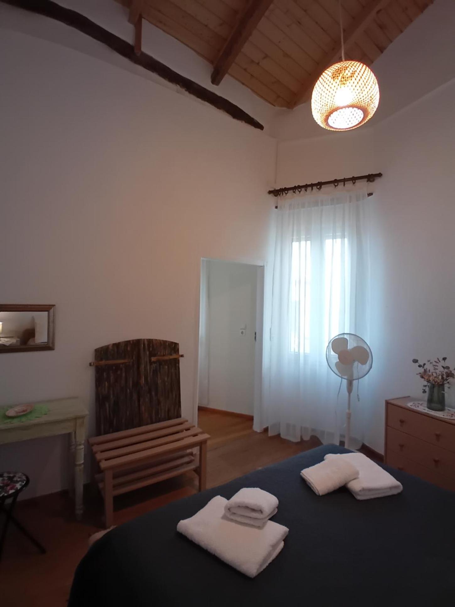 Mesorizi - Ancestral Home, Modern Stay