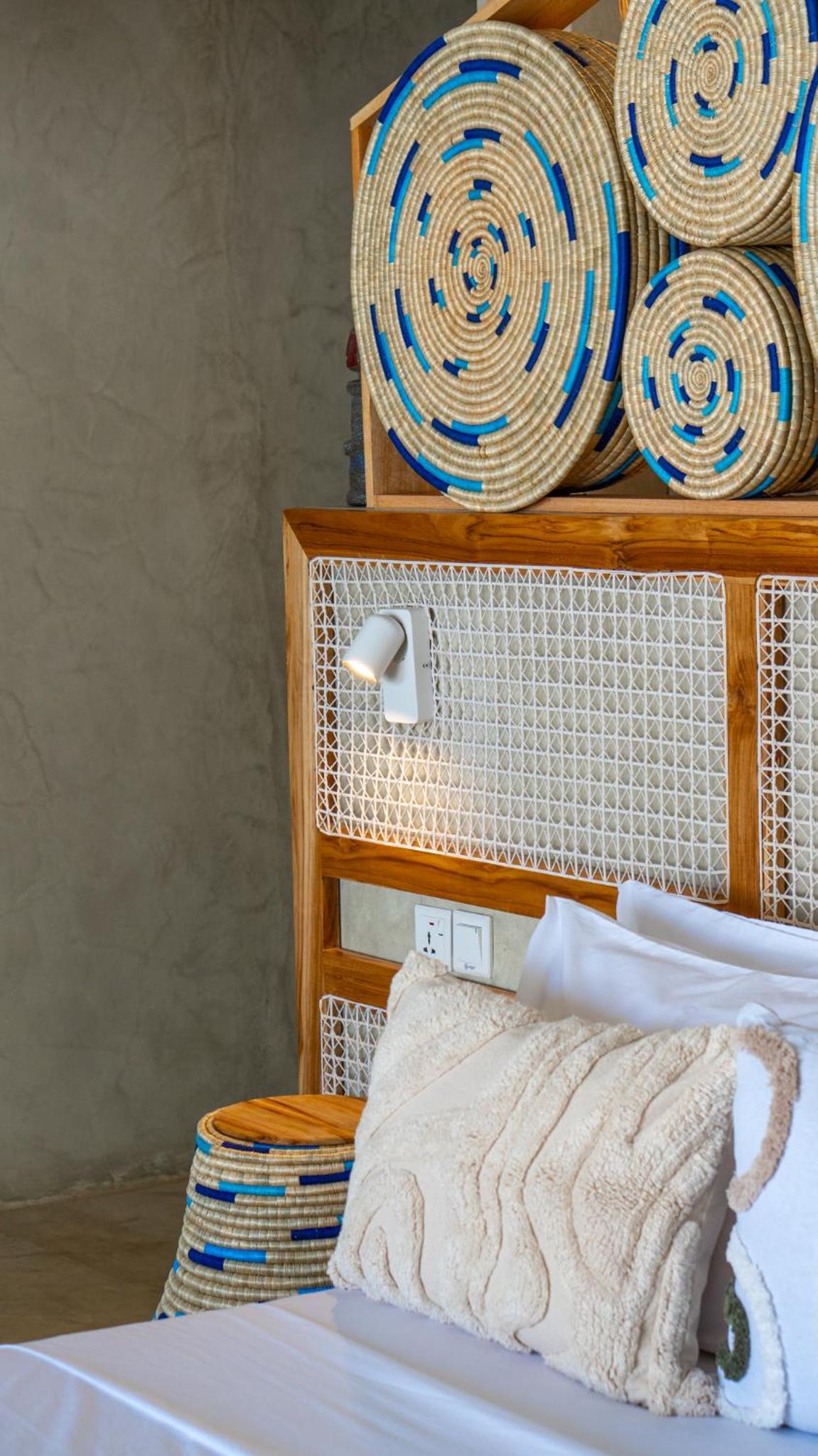 MAKU Oasis Villas and Studios