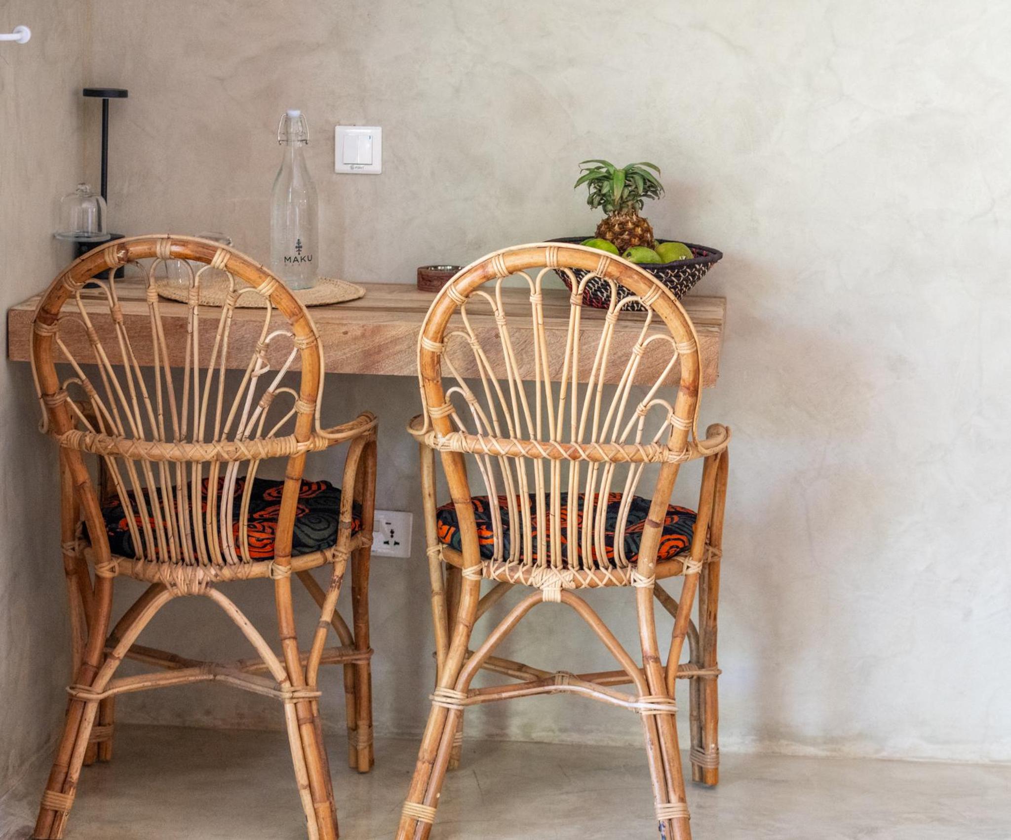 MAKU Oasis Villas and Studios
