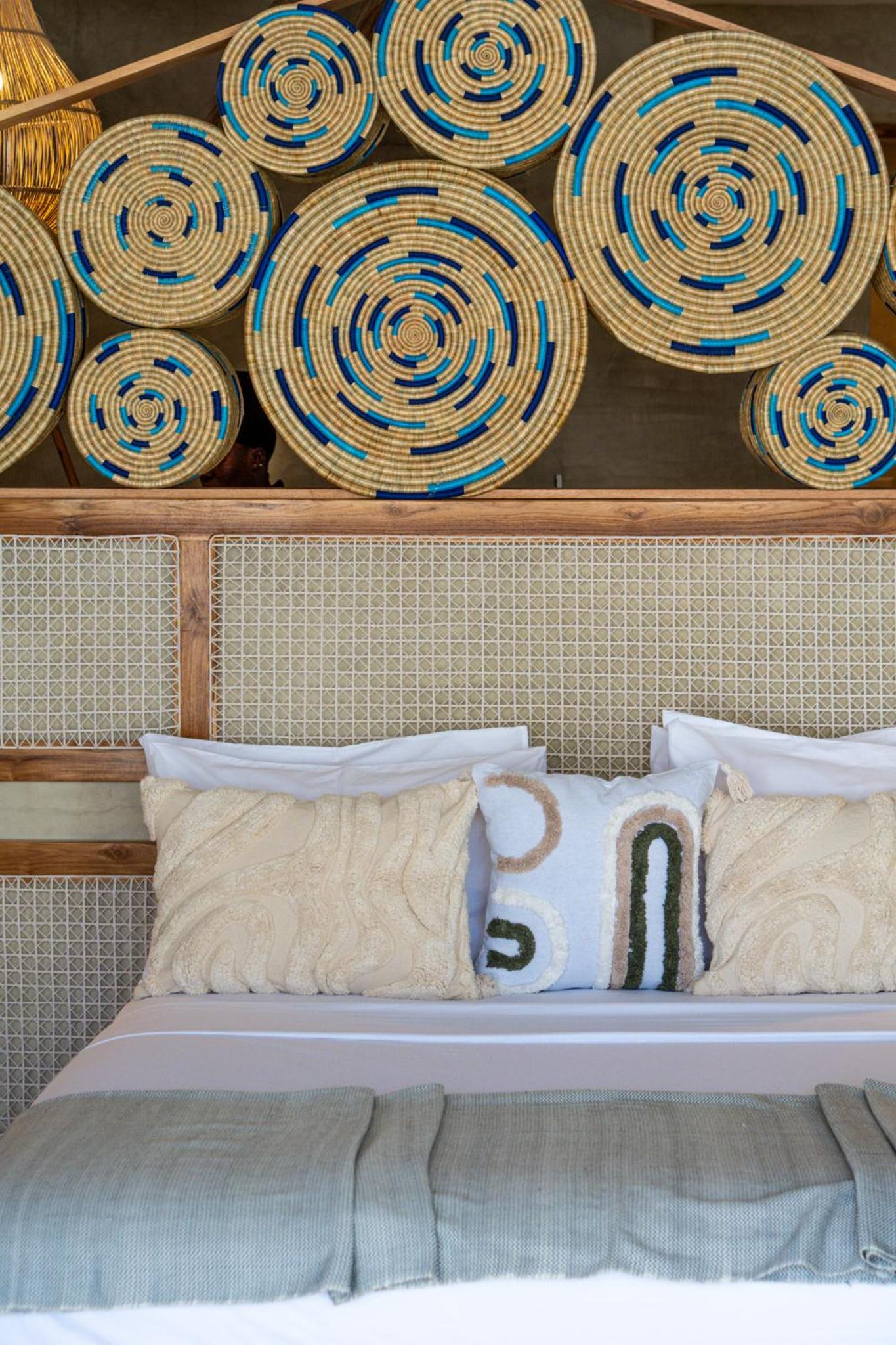 MAKU Oasis Villas and Studios