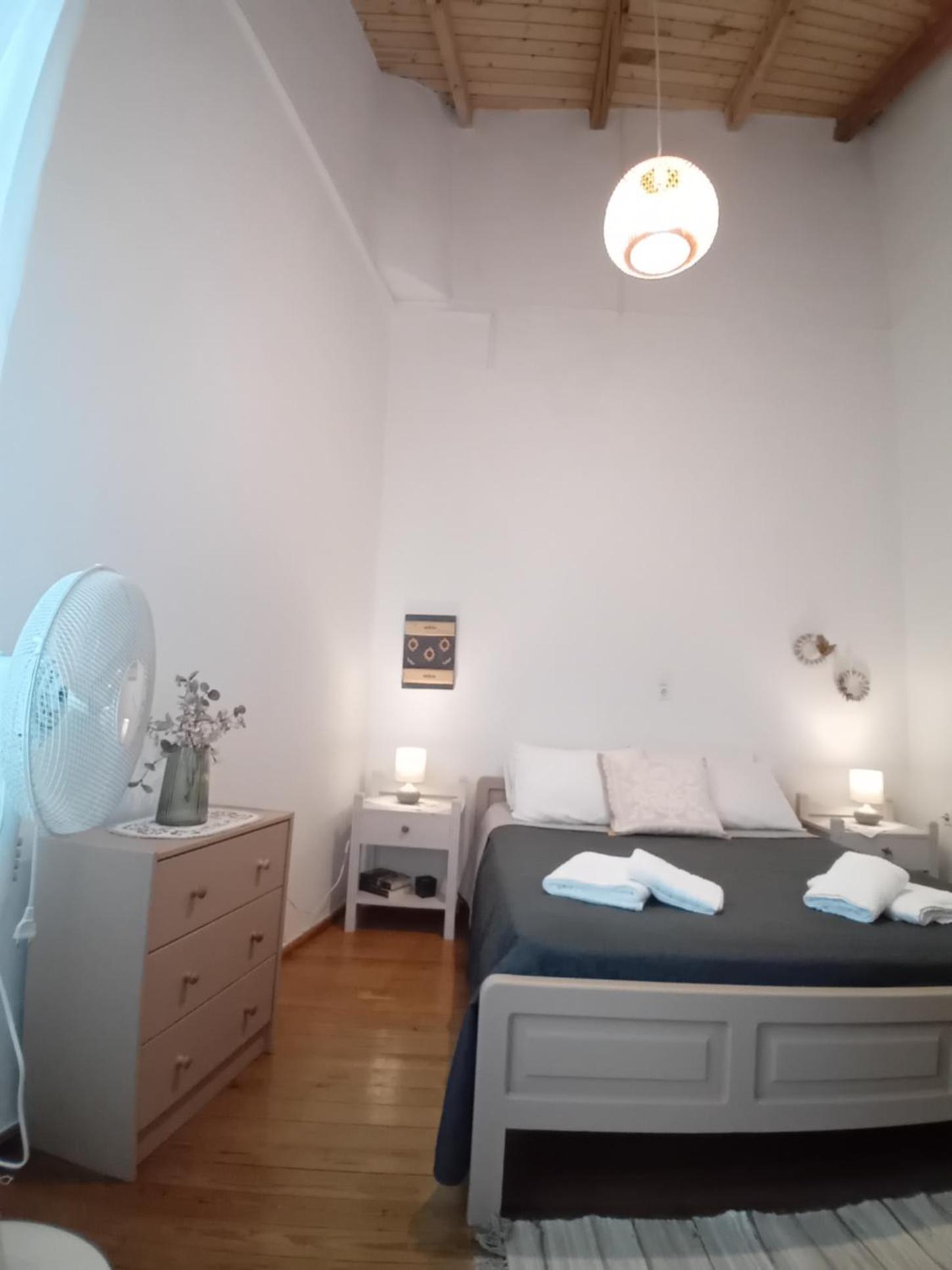 Mesorizi - Ancestral Home, Modern Stay