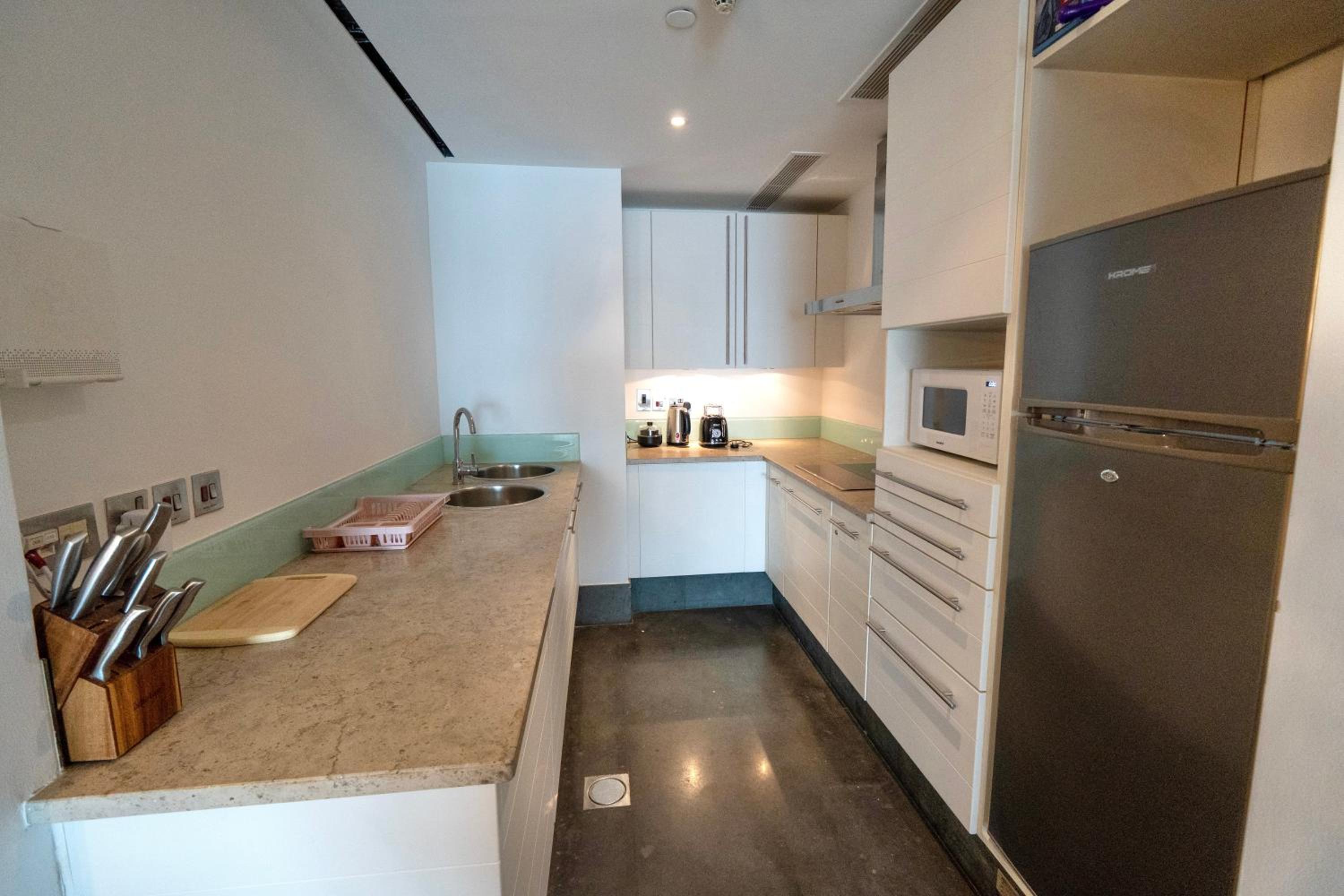 Cozy 1BR Apartment Nr World Trade Centre BurJuman